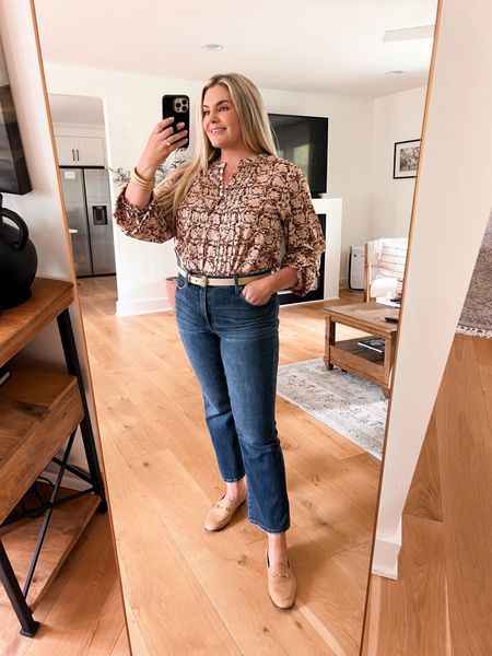 I love this Amazon too! It feels so expensive 
.
.
.
Amazon fashion, Amazon jewelry, jeans, loafers, floral top

#LTKstyletip #LTKfindsunder50 #LTKmidsize