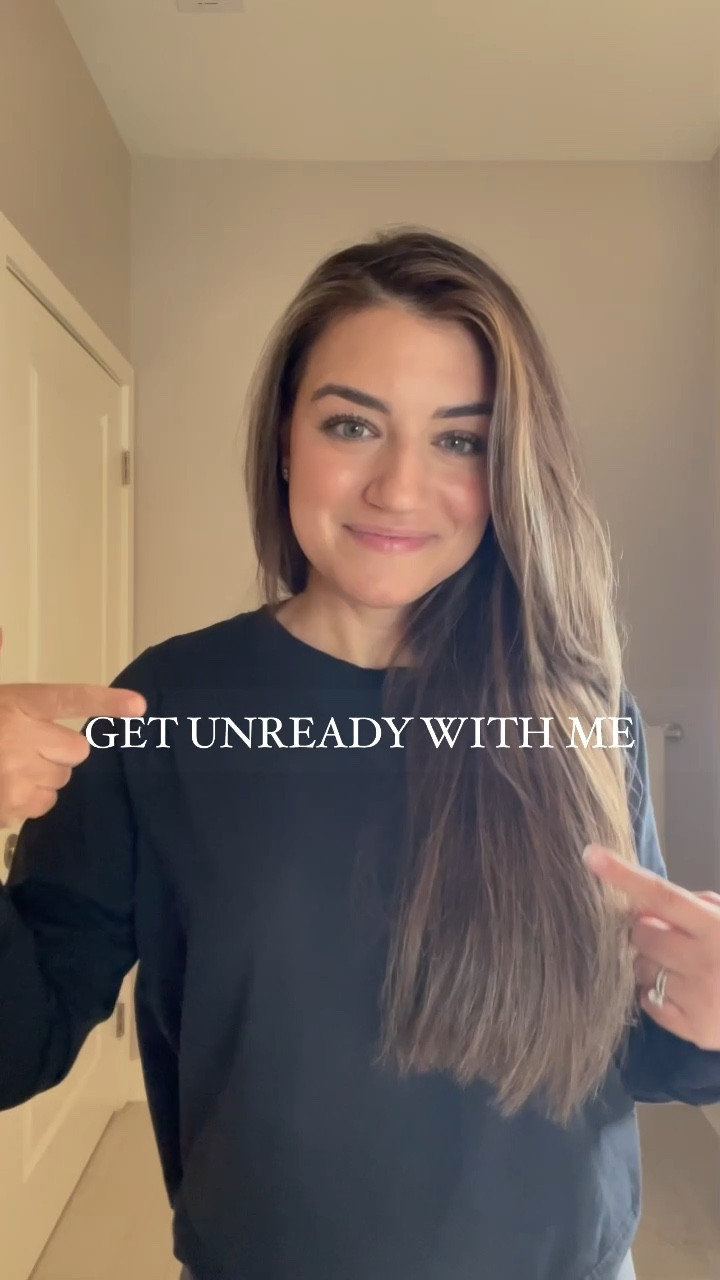 UNPOPULAR OPINION: I have a super simple skincare routine + it includes makeup wipes (GASP)! I try to be intentional with how I’m removing my makeup so that I’m stretching my skin as little as possible. If I have a lot of makeup on that day, I then go in with @cerave foaming face wash and then Basis Soap. If I’m not wearing too much makeup, I go straight to soap. Basis was recommended to me by a dermatologist years ago and I’ve found it’s the only soap that doesn’t strip my skin, but cleans my face. To moisturize, I use @mariobadescu hydro moisturizer with vitamin c. Then, I use @tatcha lip mask so that I’ll wake up with hydrated lips! All linked in bio.
.
.
.
#getunreadywithme #unready #nighttimeroutine #nighttimeskincare #nighttimevibes #nighttimemytime #nightimeroutine #nighttime #skincare #skincaretips #skincareroutine #makeupremoval #makeupremoverwipes #moisturizer #lipmask #lipmasks #soap #cleanser #cerave #ceraveskincare #basissoap #mariobadescu #mariobadescuskincare #tatchaskincare #tatcha #natural #basicskincare #bedtimeroutine #bedtime #bedtimeready 

#LTKstyletip #LTKFind #LTKGiftGuide