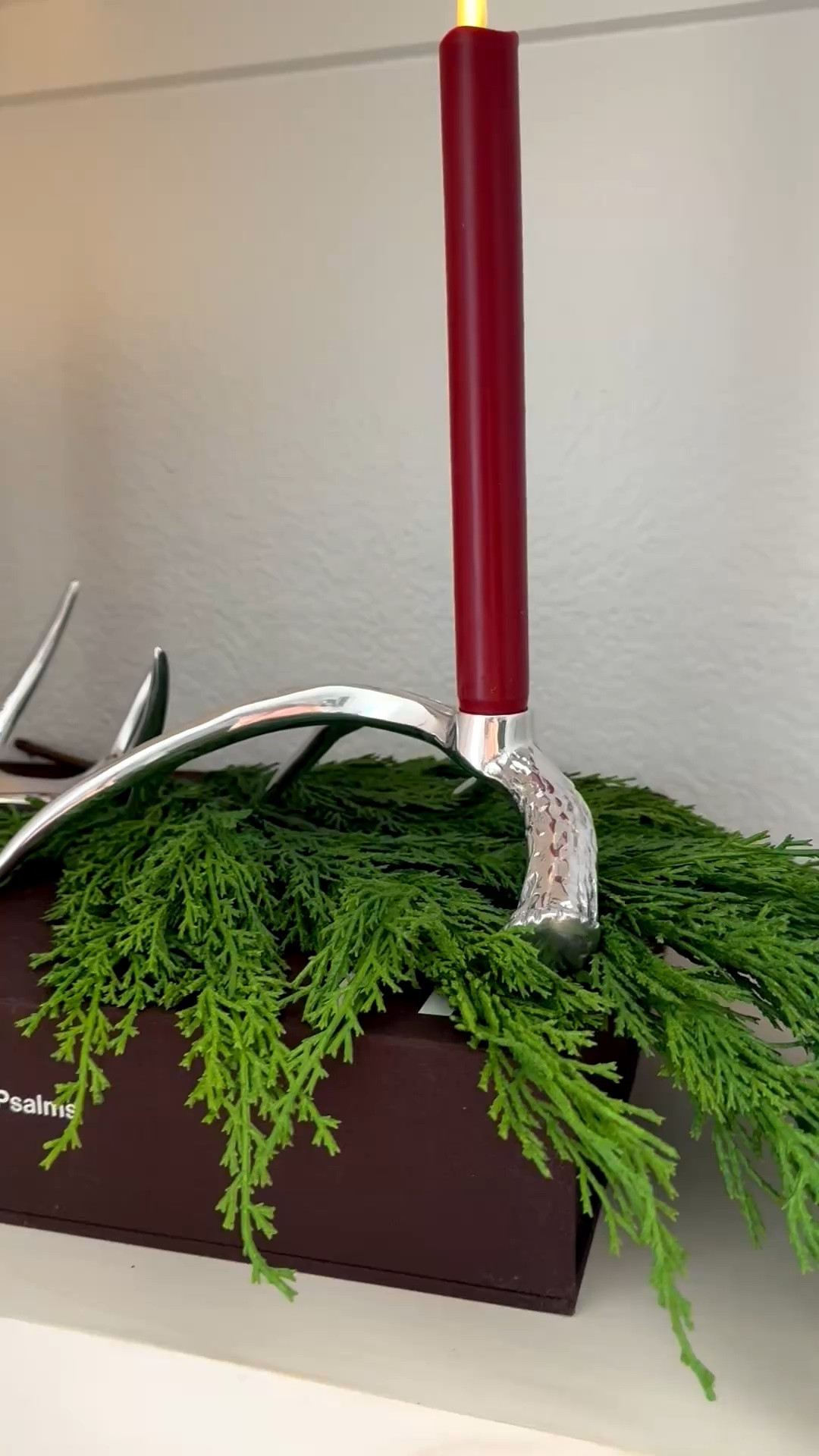 Antler candle holders, perfect for a centerpiece on a table mixed in with some holiday greenery❤️ use my code ET10 for a discount