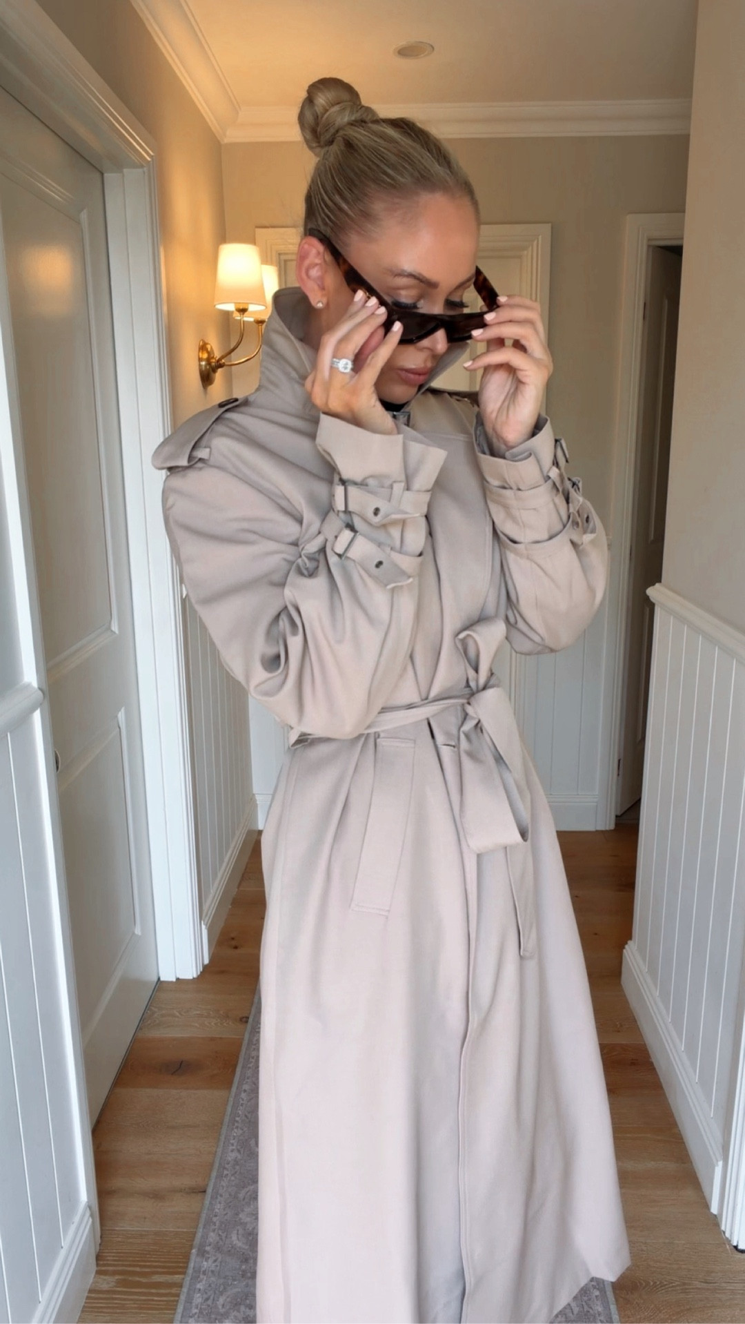Love at first sight, and it exceeded every expectation. This trench coat is so worth more than its price tag.

Being a tall girl who loves things oversized - I got a size 14 🙌🏼 I would say it runs true to size, but if you’re tall - always size up!

#LTKaustralia #LTKautumn #LTKstyletip