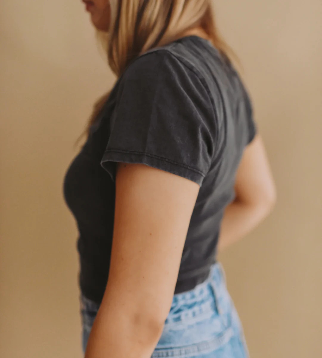 Core Shrunken Tee in Vintage Black | Hill x Sarah