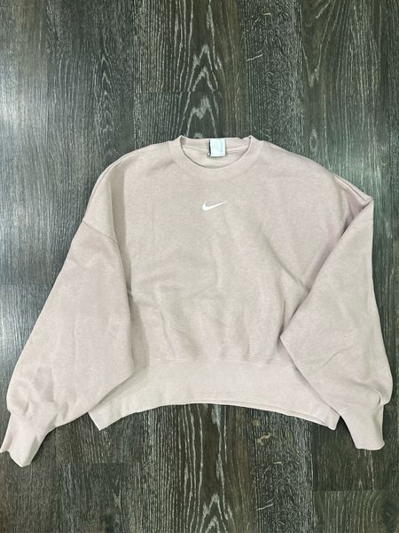 Nike sweatshirt // nordstrom anniversary sale // women’s sweatshirt // fall must have // winter style // comfy style  

#LTKstyletip #LTKsalealert #LTKxNSale