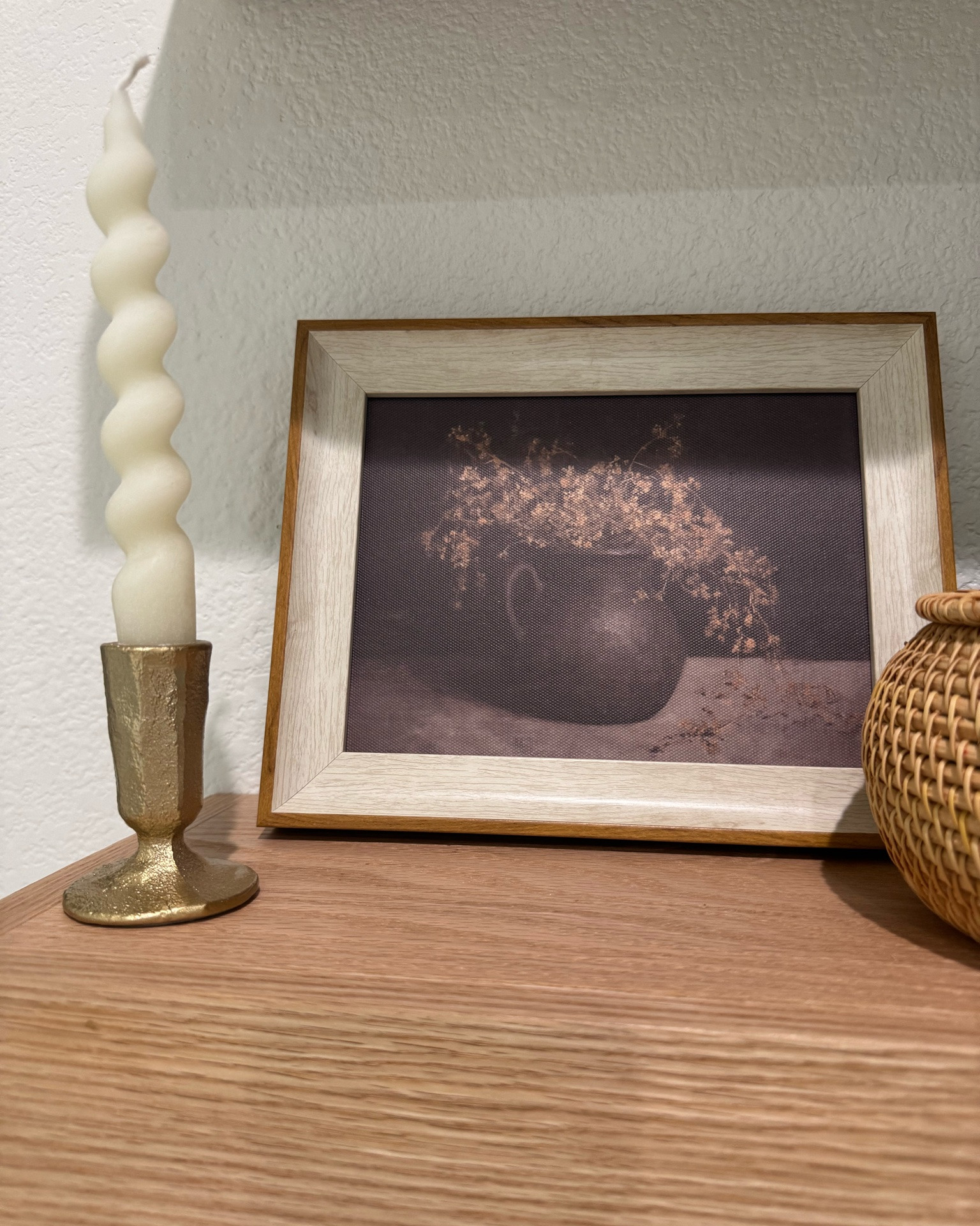 Small art pieces around my home #wallart #shelfart #picture #painting #decor

#LTKHome