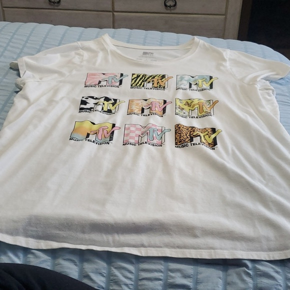 Torrid tee | Poshmark