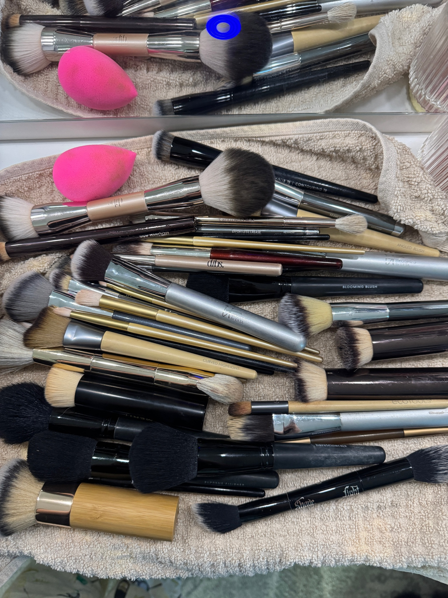 Washed my makeup brushes last night!! Love my little makeup brush cleaning tool & the Bobbi Brown conditioning brush cleaner. 🧼🖌️

#LTKHome #LTKBeauty #LTKU