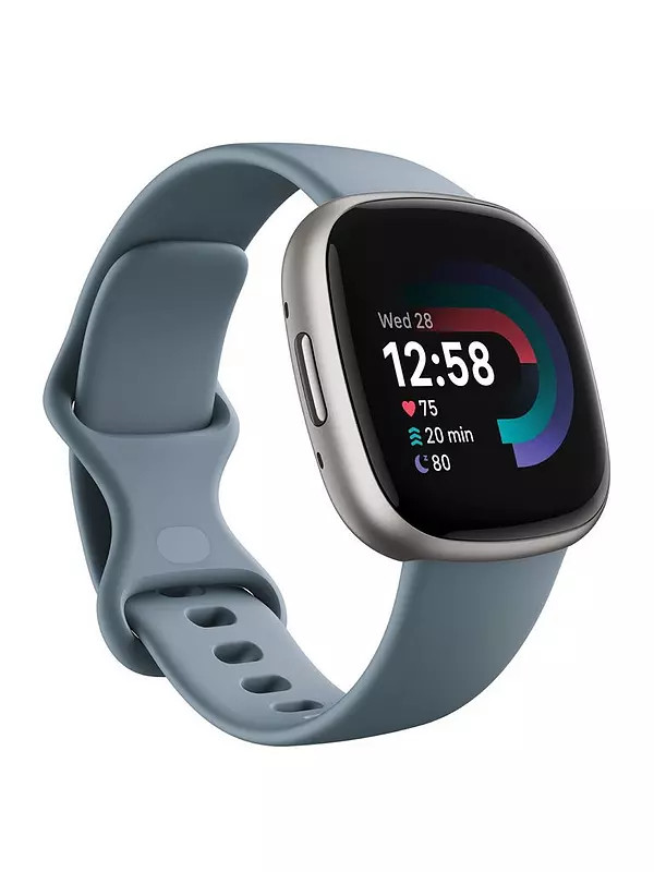 Fitbit Versa 4 Fitness Smartwatch - built-in GPS, 6-day battery life, Android & iOS compatible -... | Very (UK)