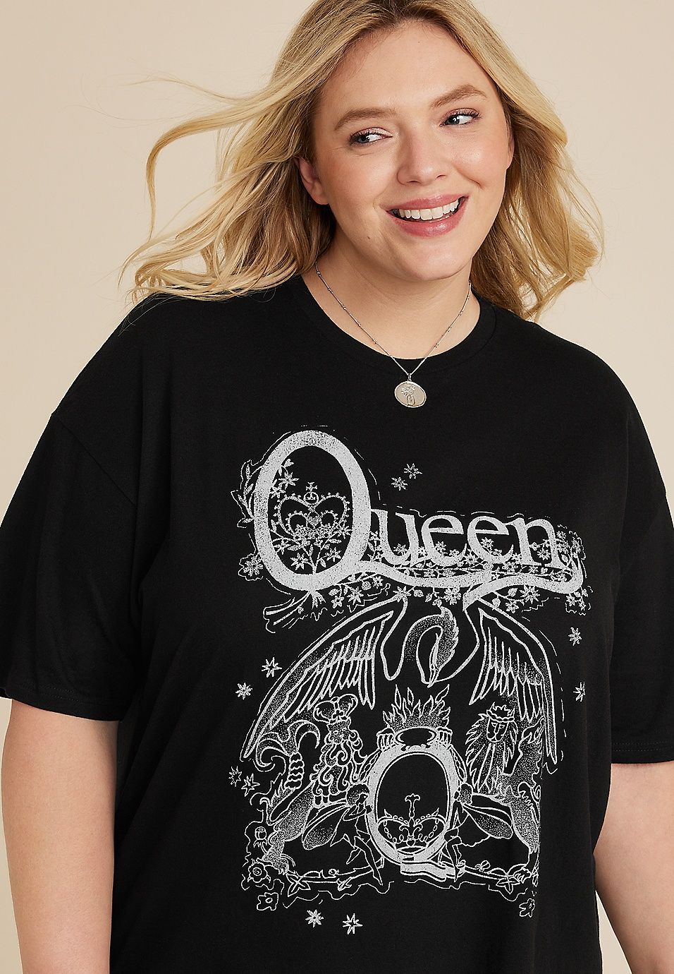Plus Size Queen Graphic Oversized Tee | Maurices