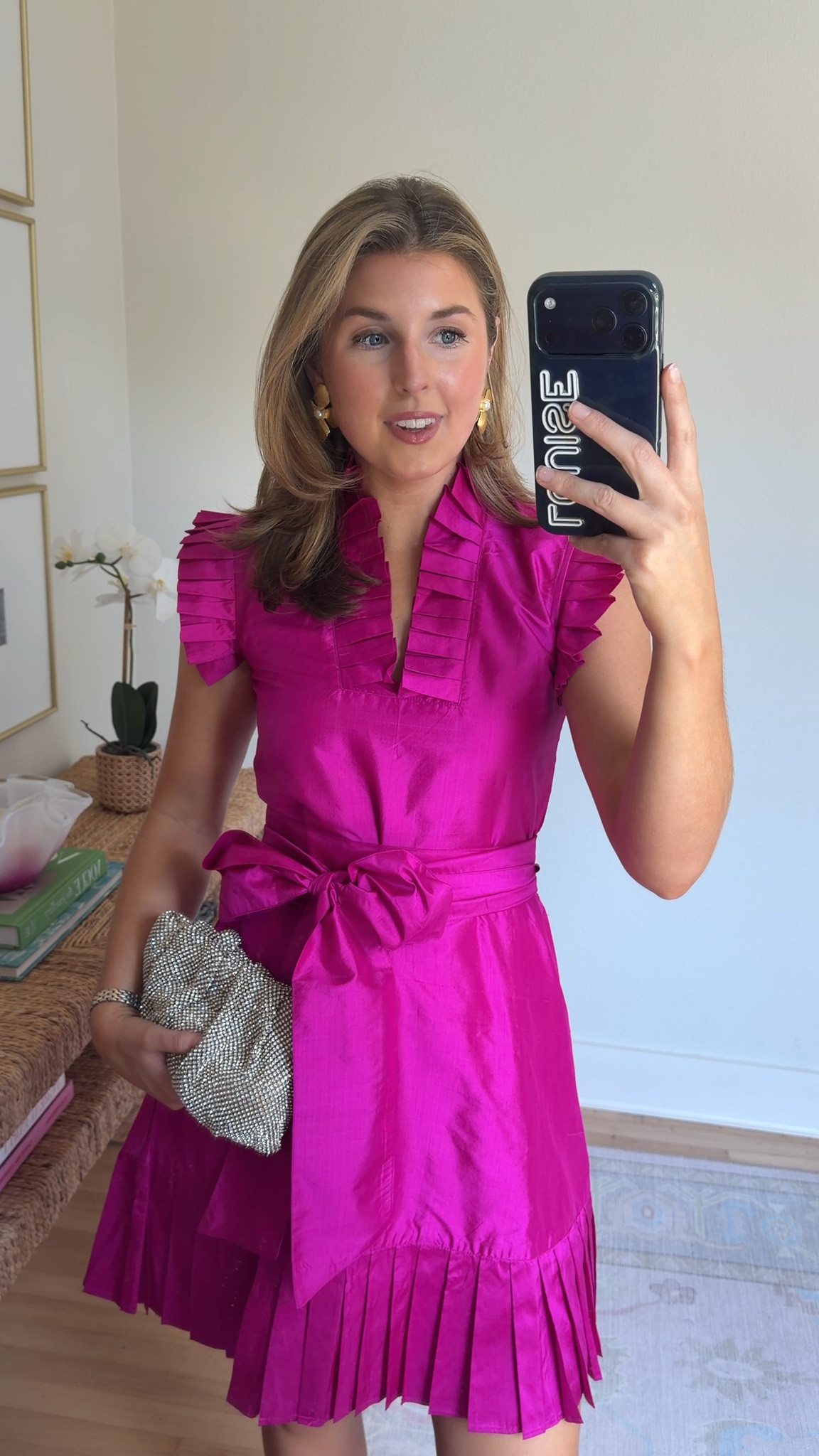 Cocktail outfit idea! Wearing an XS. Code LOUISE50 for $50 off!