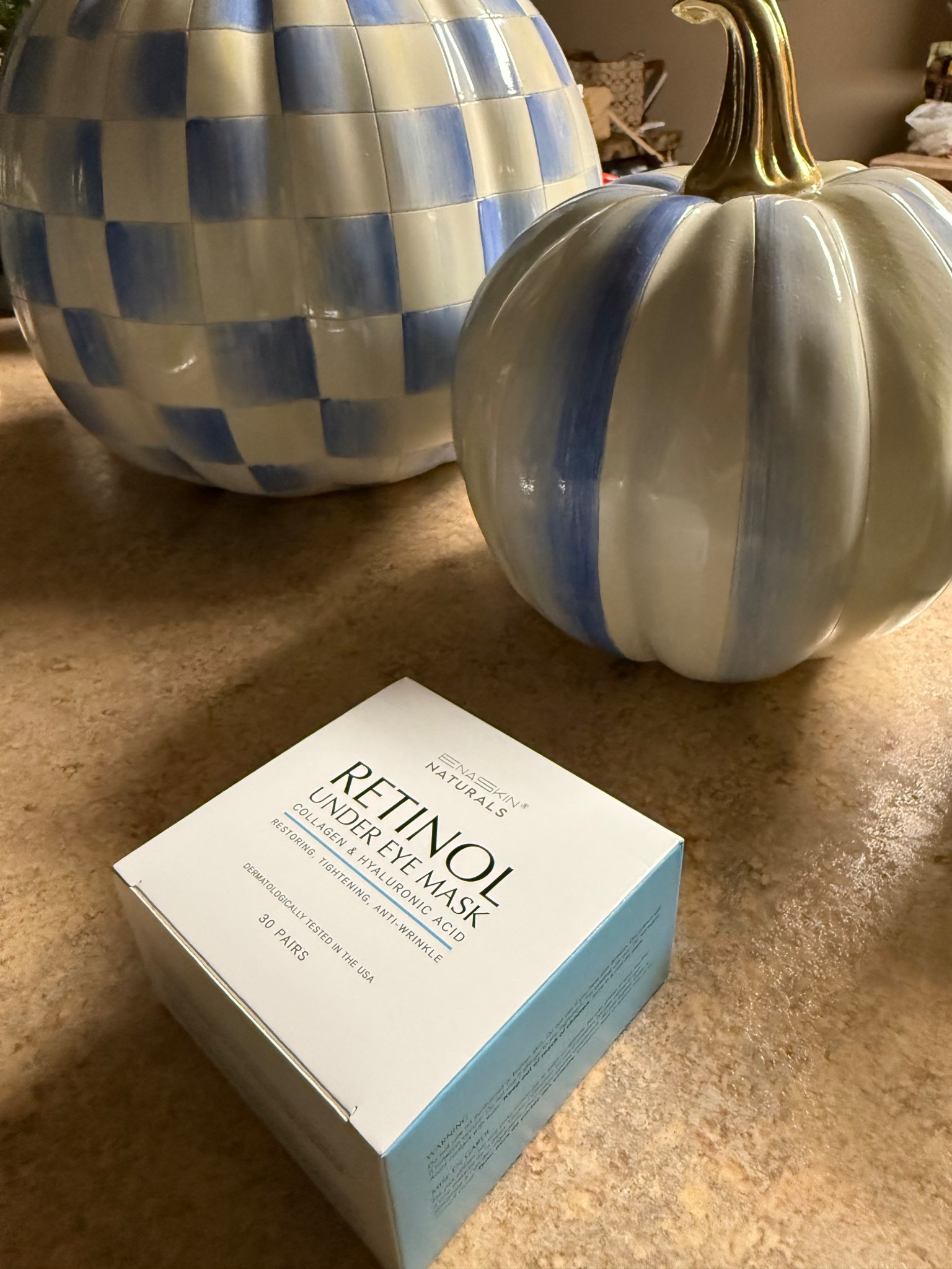Monday night self care continued🧖🏻‍♀️🩵

Amazon / under eye patches / collagen / Amazon beauty / under $20

#LTKdayinmylife #LTKHome #LTKBeauty