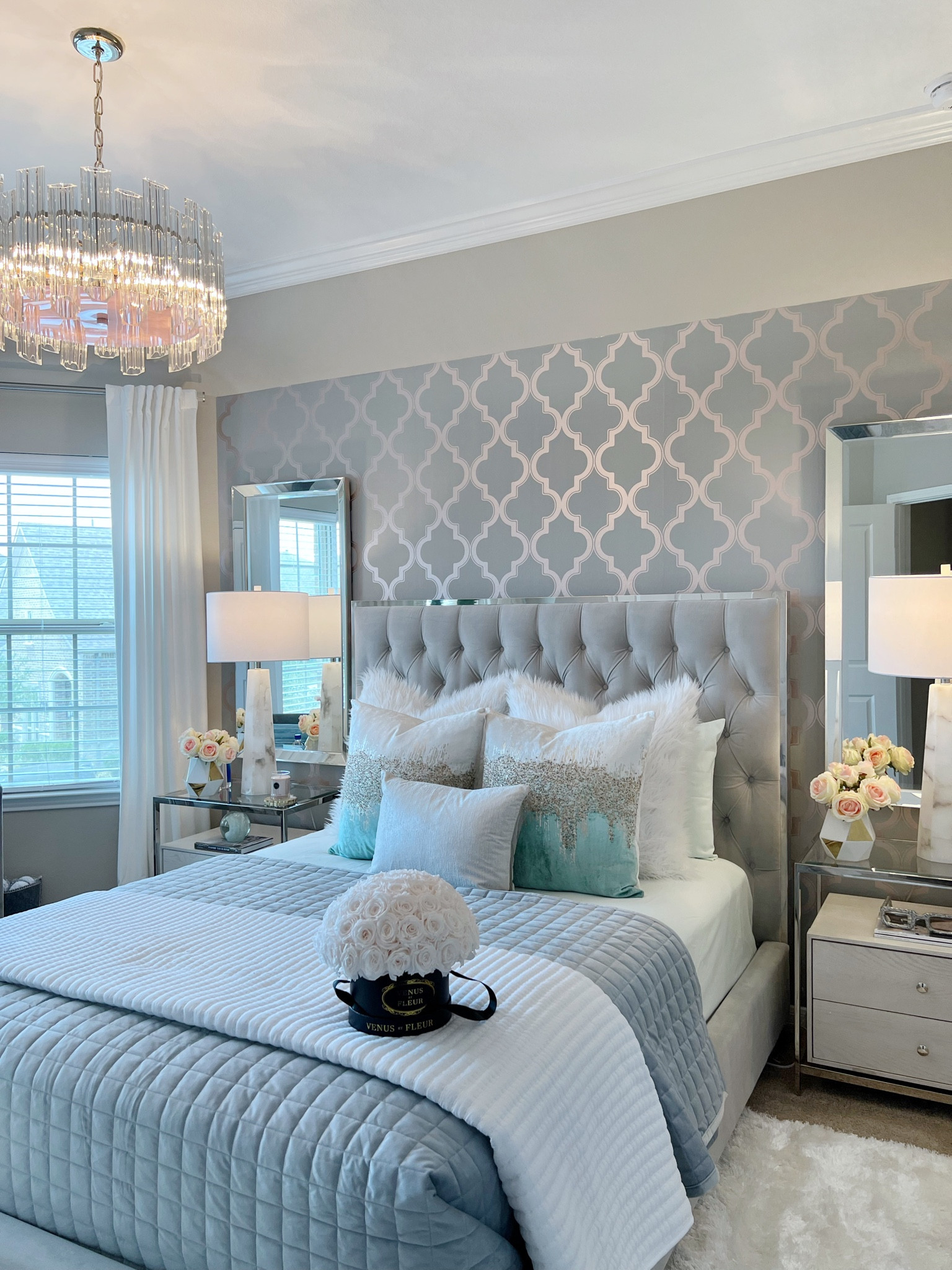 Shop bedroom decor #homedecor #bedroomdecor 

#LTKsalealert #LTKhome #LTKFind