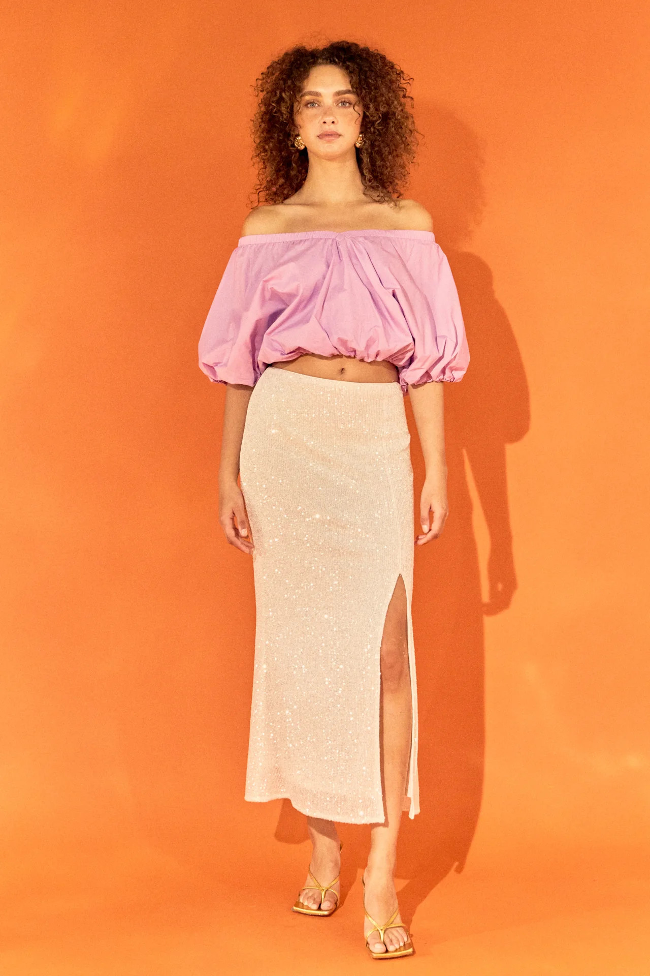 Cropped V-neckline Puff Top | Endless Rose