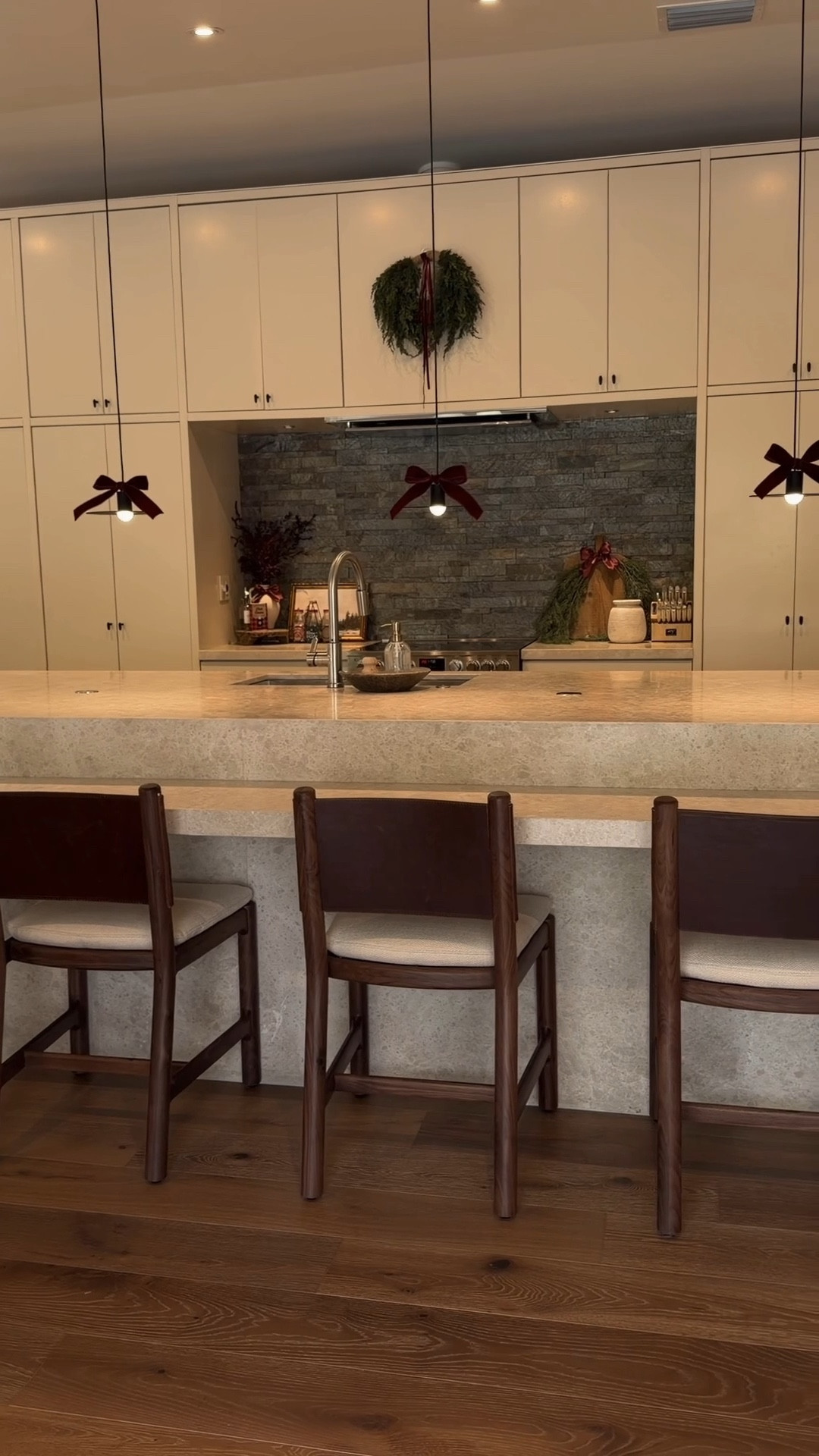 Chairs 🪑 

#LTKCyberWeek #LTKHome