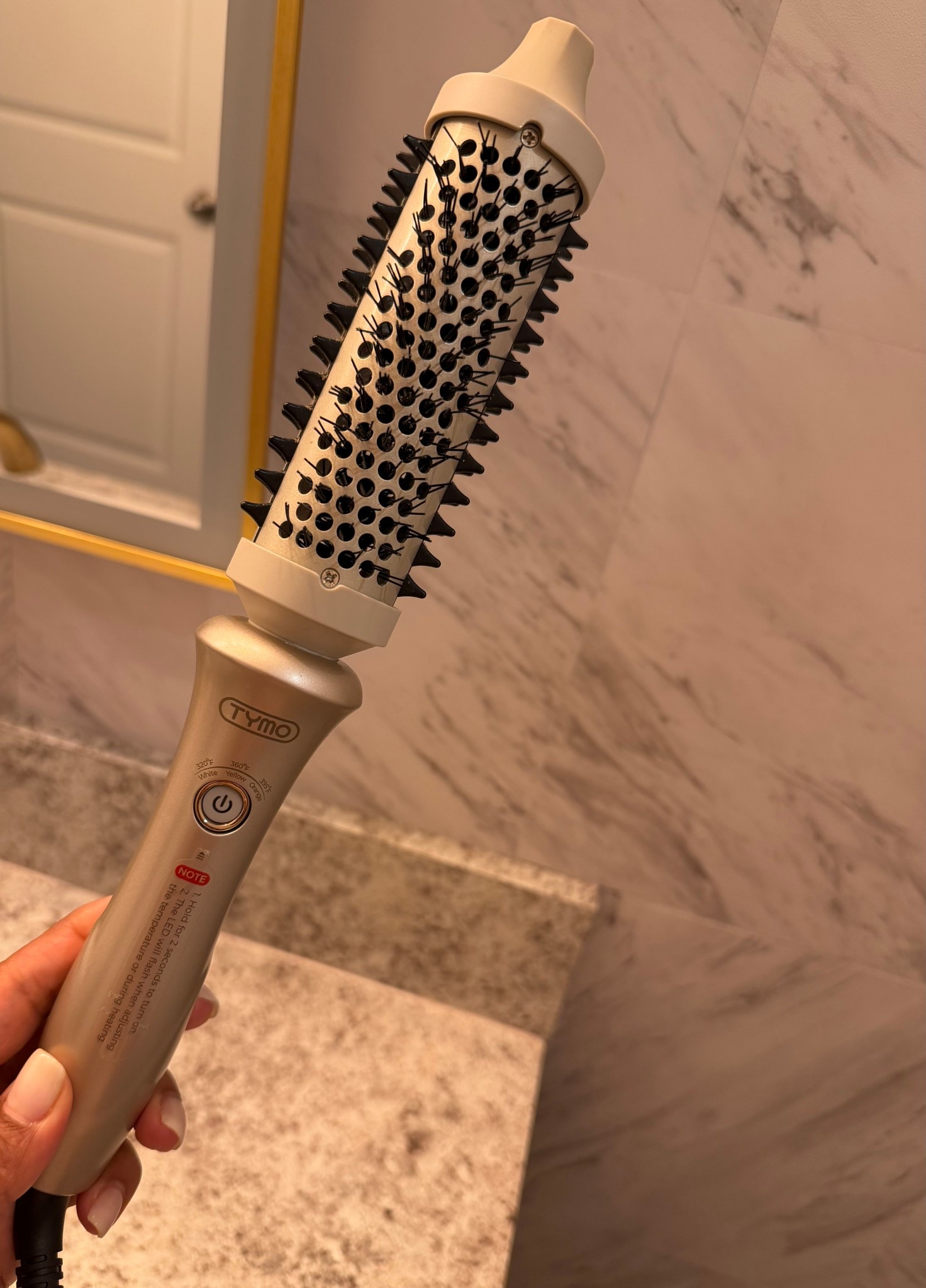 Este cepillo me deja el cabello como salón ✨de verdad es mi favorito ahora mismo 🤍