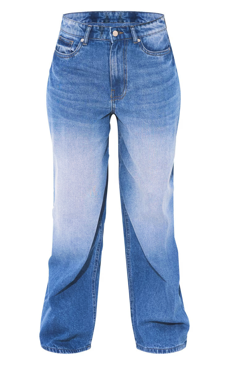 Petite Washed Blue Extreme Wide Leg Low Rise Jeans | Pretty Little Thing (Australia & New Zealand)