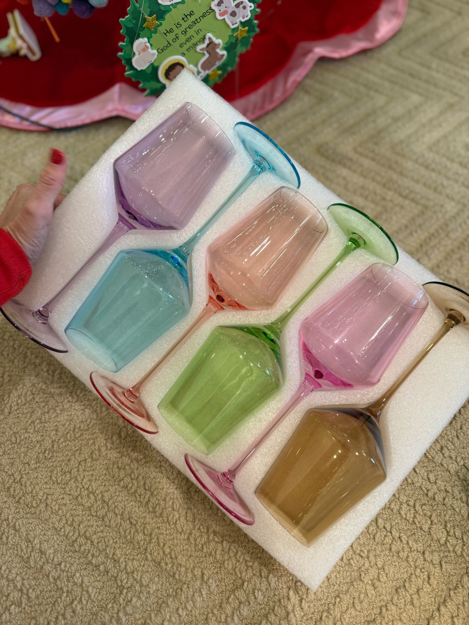 Obsessed with this colorful glassware!!!🩷💚🩵🧡🩷

#LTKGiftGuide #LTKHome #LTKHoliday