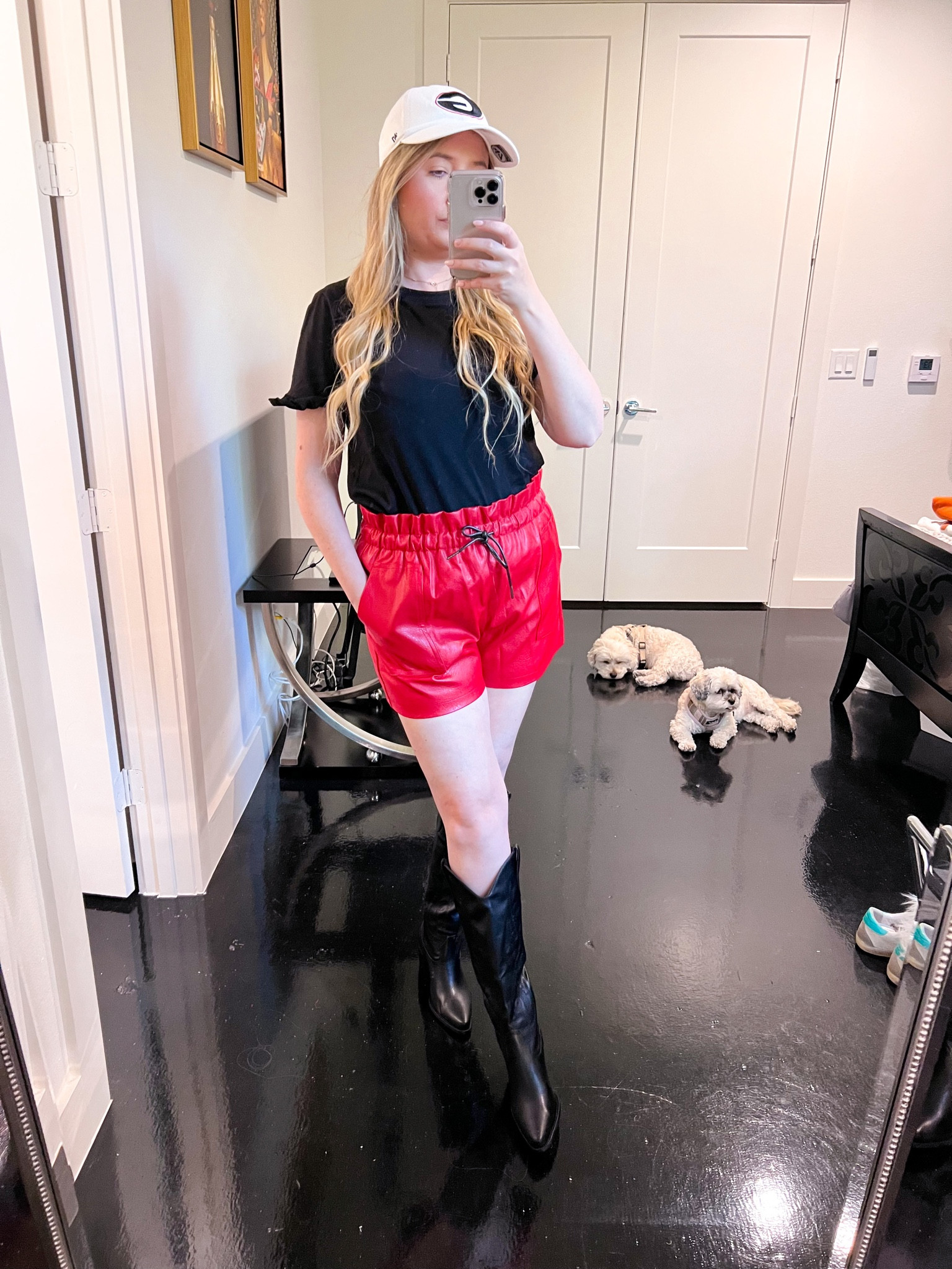 Georgia bulldogs football outfit
All items are TTS

Georgia football. University of Georgia. Georgia football. Georgia football outfits. Georgia outfits. Georgia dawgs. Game day. Red and black gameday. Georgia bulldogs football. Georgia rush. UGA outfits. 

#LTKSeasonal #LTKBacktoSchool #LTKU