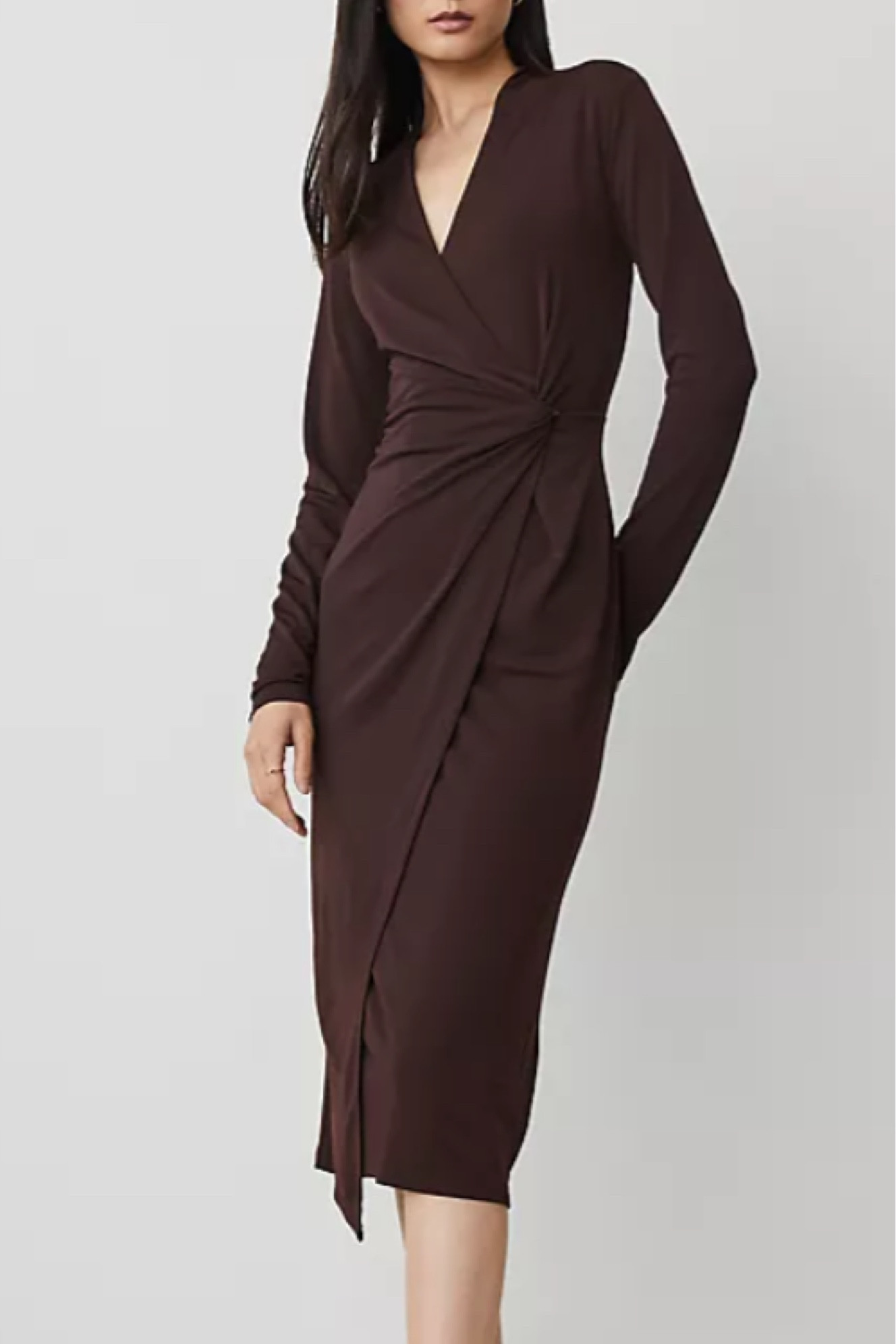Twist waist midi dress in ‘pure chocolate’ from Ann Taylor 
Dark brown
House of colour / Autumn 

#LTKStyleTip #LTKFallSale #LTKWorkwear