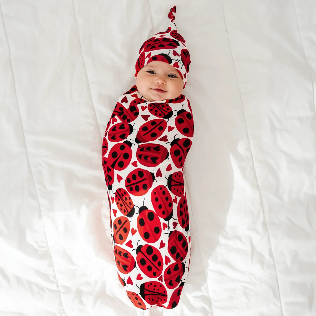 Love Bug Swaddle & Hat Set | Little Sleepies