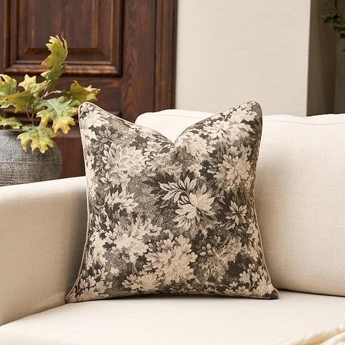 Yangest Neutral Floral Pillow Cover 20 x 20 Inches, Vintage Chenille Square Throw Pillow Cover So... | Amazon (US)