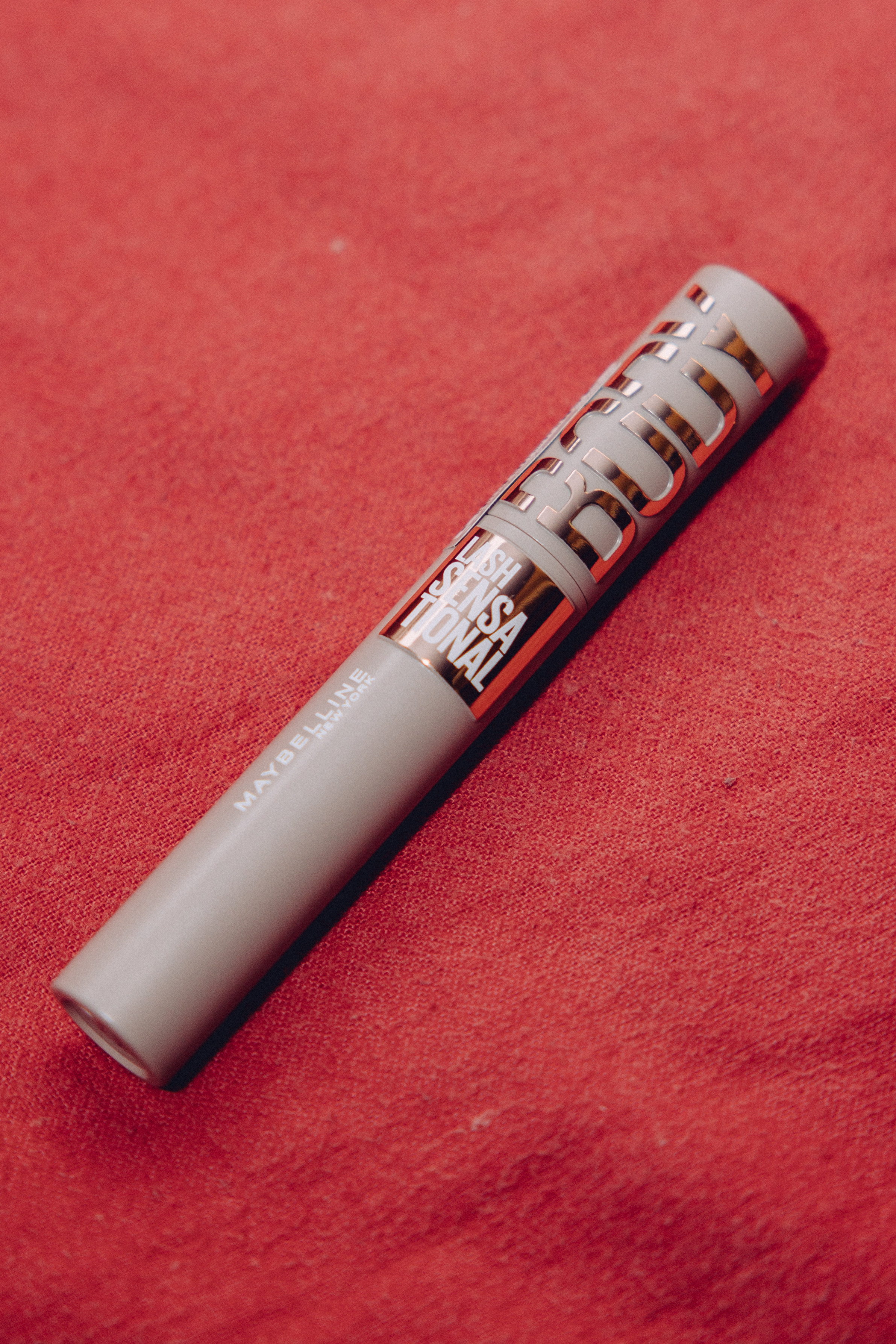 affordable beauty, drugstore mascara, budget beauty finds, high street makeup, beauty on a budget, makeup staples

clean girl makeup, effortless beauty, minimal makeup, fresh face look, everyday beauty, simple routines, low maintenance beauty

#LTKbeauty #LTKuk