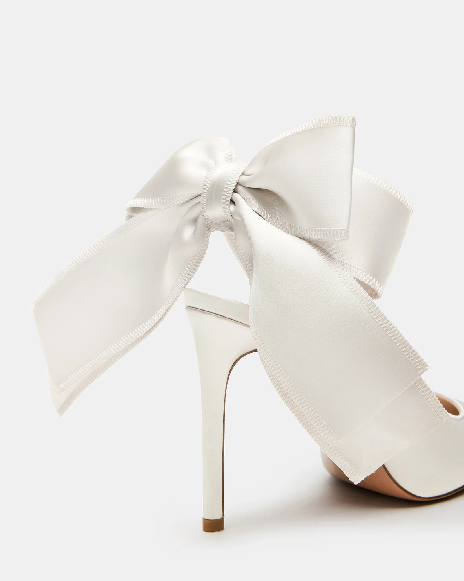 TEACUP Ivory Satin Women's Pointed-Toe Slingback Heel | Steve Madden (US)