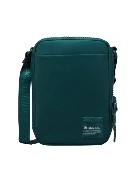 Easy Access Crossbody Bag 1.5L | Unisex Bags,Purses,Wallets | lululemon | Lululemon (US)