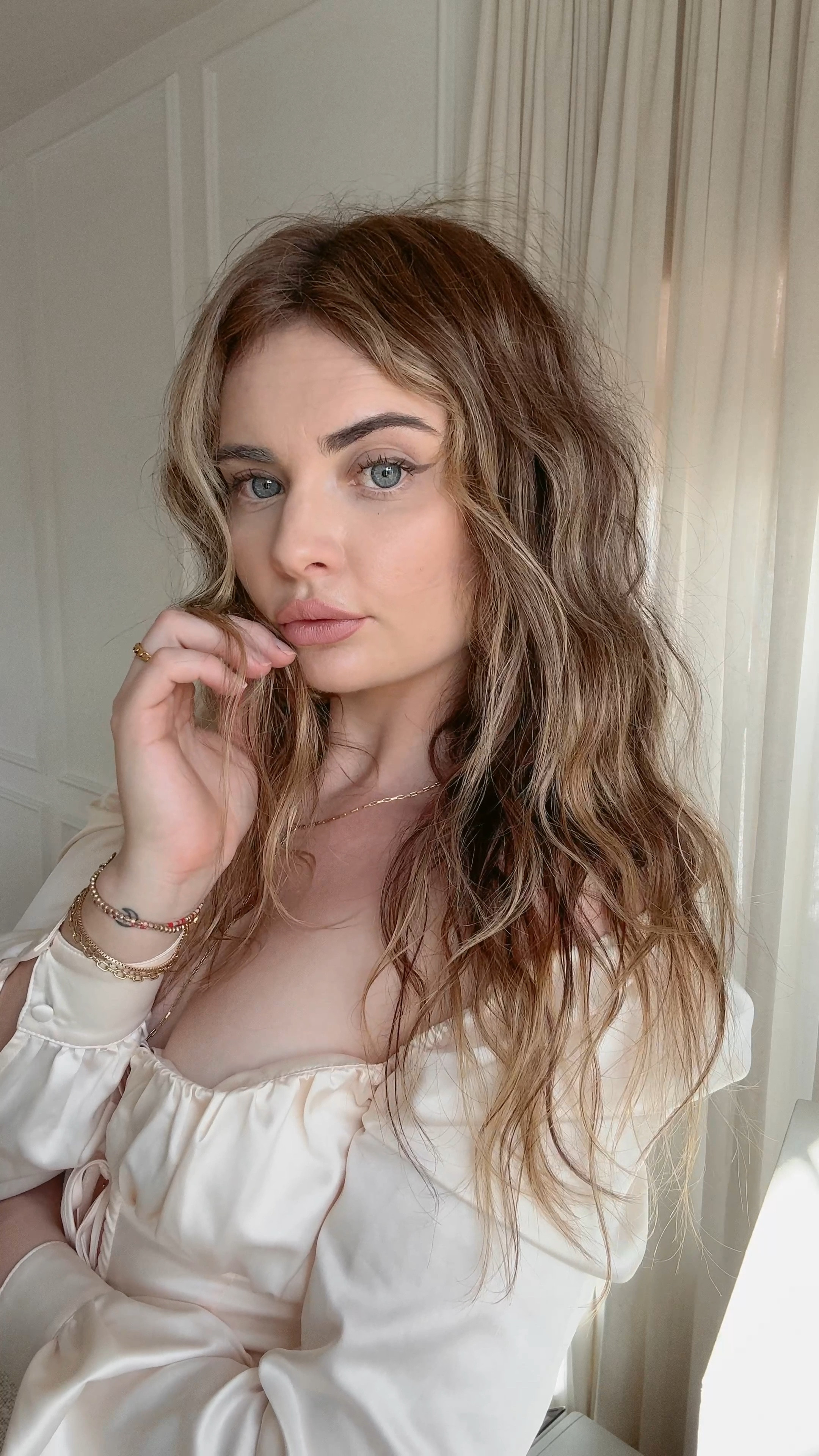 Trying melatonin for the first time... in my hair?! 

You all know that I finally took my hair extensions out after 5 years, and I’ve been loving it. I’m focusing all my attention on growing my hair out and keeping it healthy, so I’ve worked a few new products into my routine. 

The new @asiamnaturally Rosemary Collection is actually skincare for your hair, with melatonin, copper tripeptide, and ceramide. It has been clinically proven to help with hair growth (for all my mamas, this is an amazing solution for postpartum hair loss), and if you have annoying baby hairs like me, the Edge Control + Hair Oil  is going to be your BFF when it comes to taming the mane.

You can shop the #asiam Rosemary Collection on my @shop.ltk page ( in bio)

#ad 