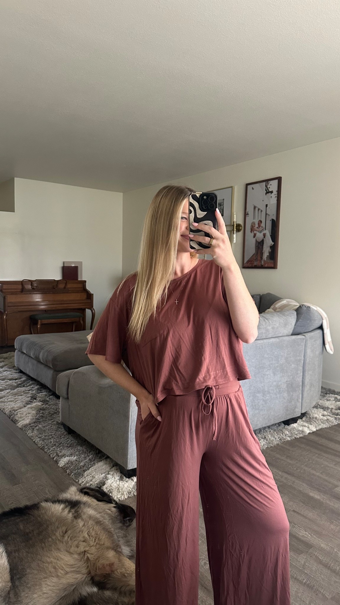 The coziesttttt set 🥰

#LTKmomlife #LTKootd