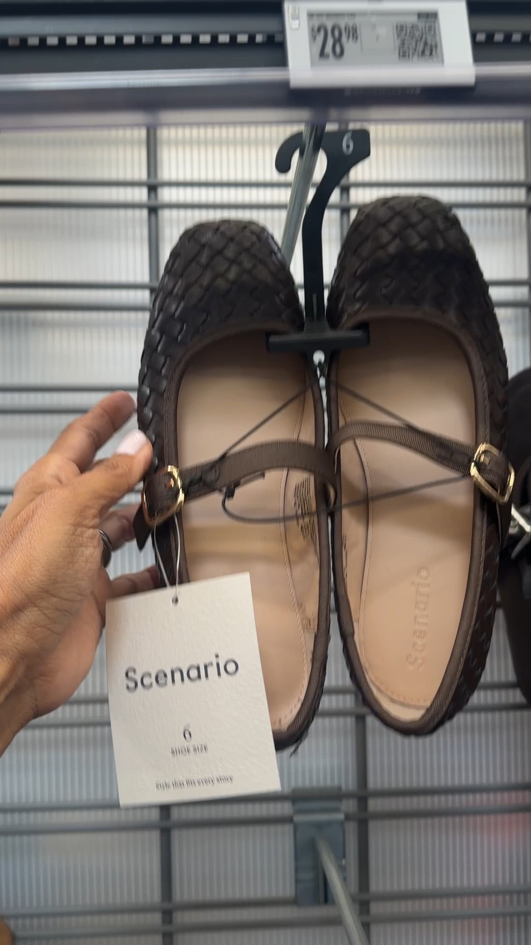 This shoe looks nice and good quality. 

Will order my size to try 
@Walmart

#LTKPetite #LTKSeasonal