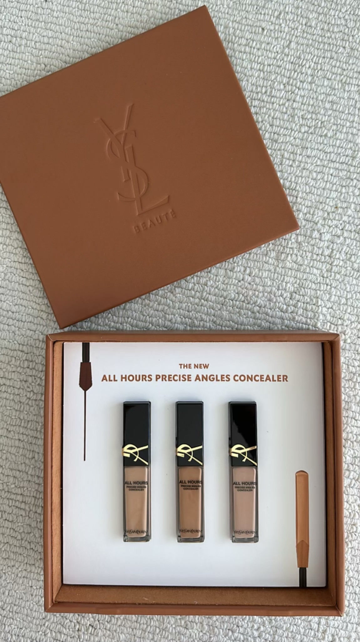 YSL concealer 🤎

Makeup, gift guide

#LTKCyberWeek #LTKGiftGuide