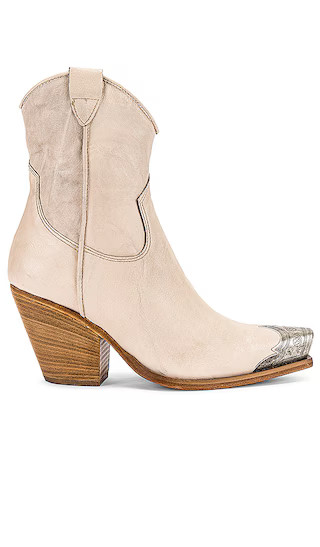 Brayden Western Boot in Bone | Revolve Clothing (Global)