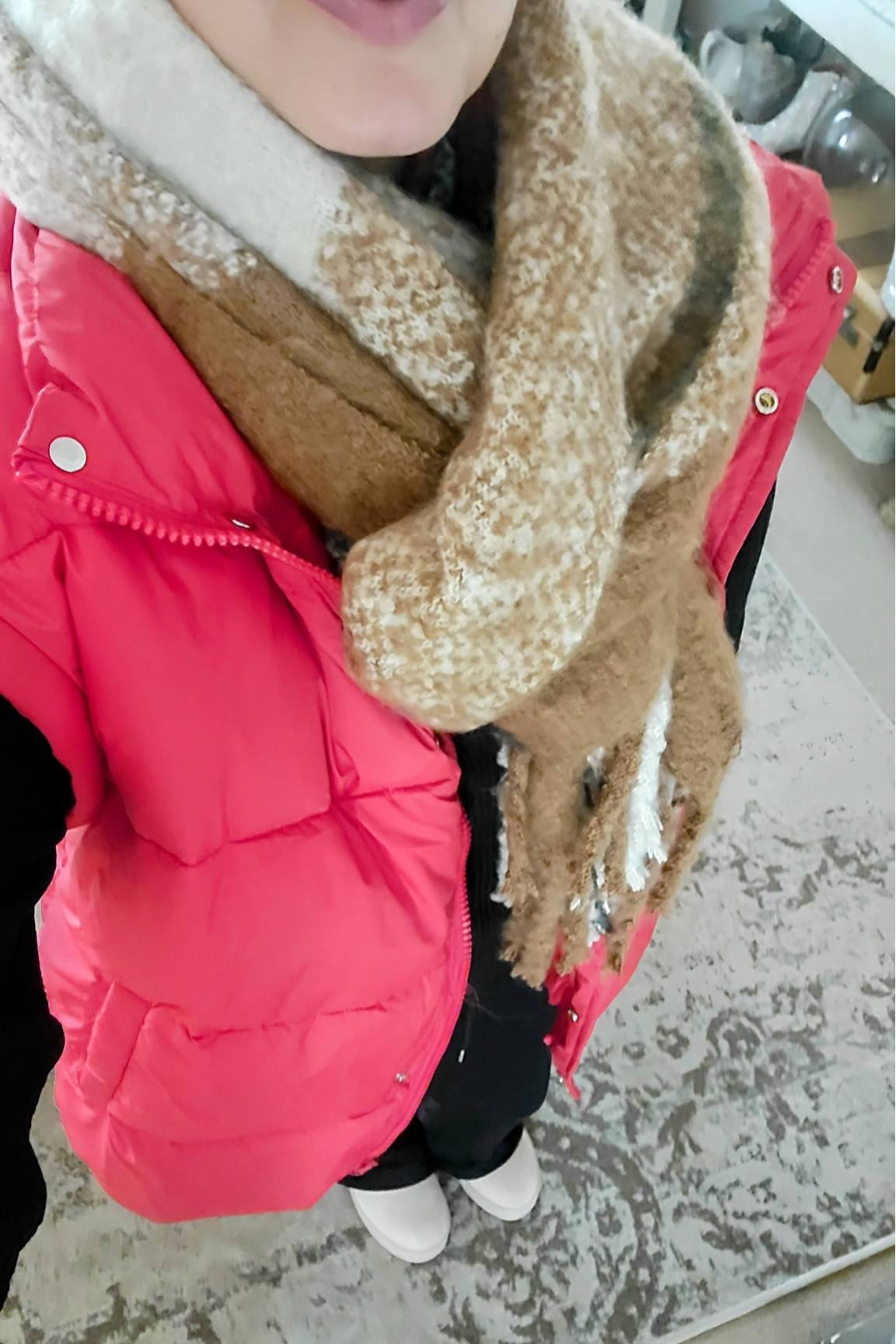 Wearing a medium in the vest. Small in the set.
#winteroutfit

When shopping VICI Collection use my Discount Code: ALI30

#LTKSaleAlert #LTKStyleTip #LTKSeasonal