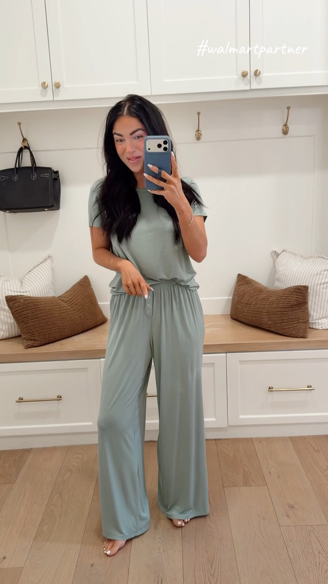 These pieces are all top-tier quality! Really giving luxe on a budget! 


#walmartpartner #walmartstyle @walmartstyle 