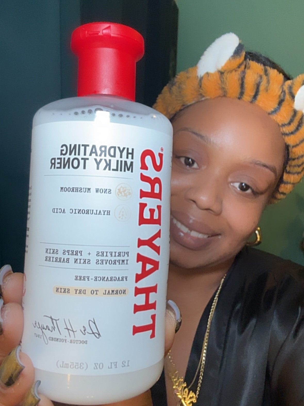 My secret to glass skin? @thayers Milky facial toner helps hydrate, soothe, and prep the skin after cleansing. Unlike astringent toners, it adds back moisture, supports the skin barrier, and helps remove leftover impurities. Thayers Hydrating Milky Toner is enriched with Hyaluronic Acid and Snow Mushroom. With consistent use, skin looks dewier, healthier, and perfectly prepped for serums and moisturizers.

#Thayers #ThayersAmbassador #GlassSkin #glassskingoals

#LTKdayinmylife #LTKBeauty #LTKselfcare