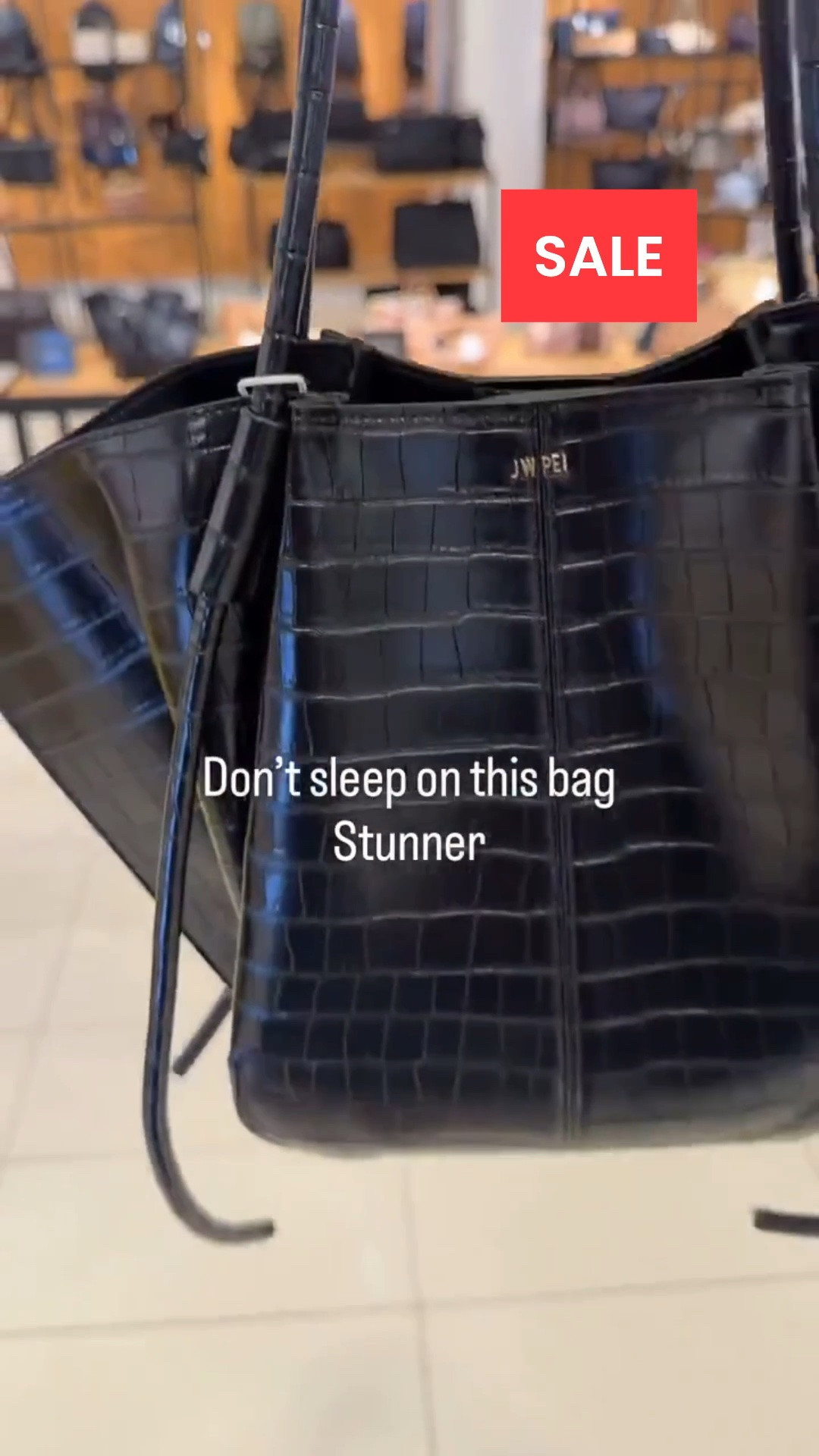 This gorgeous bag is on sale, 40% off.

#LTKSaleAlert