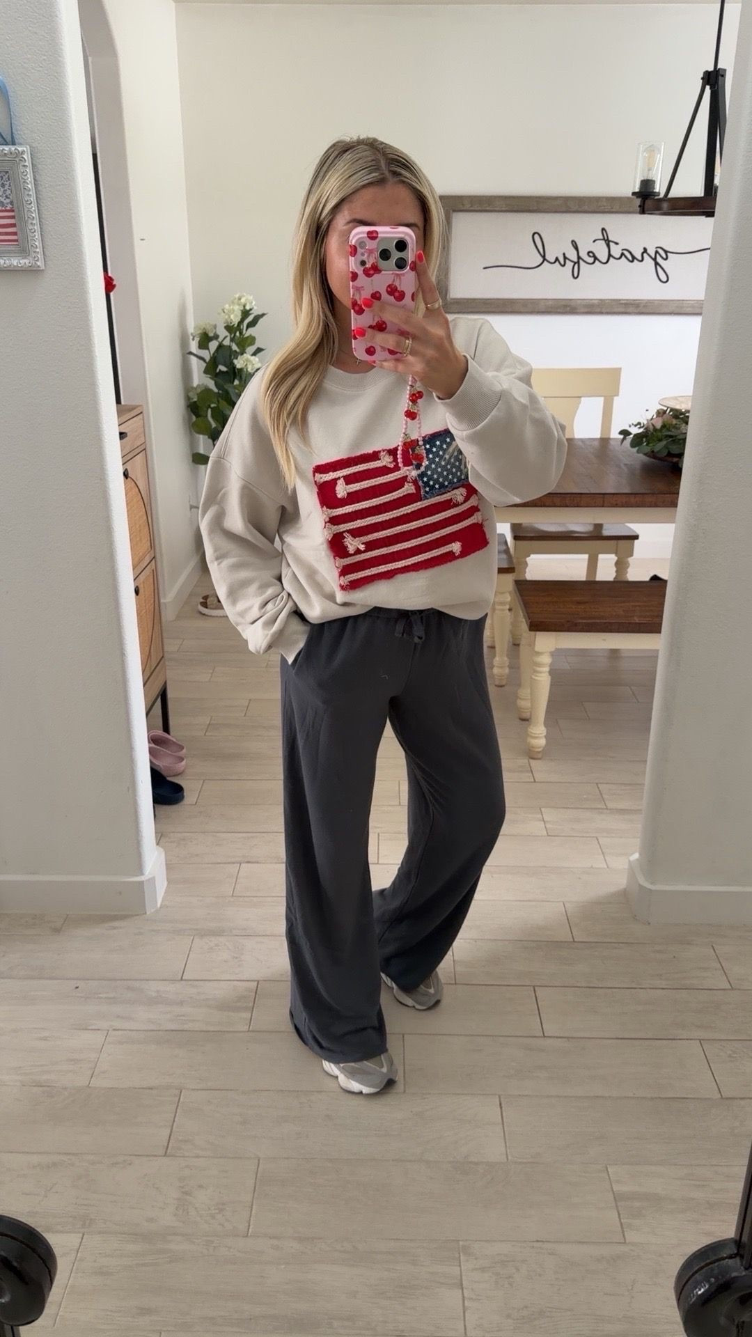 USA flag sweater look for less
Size small outfit