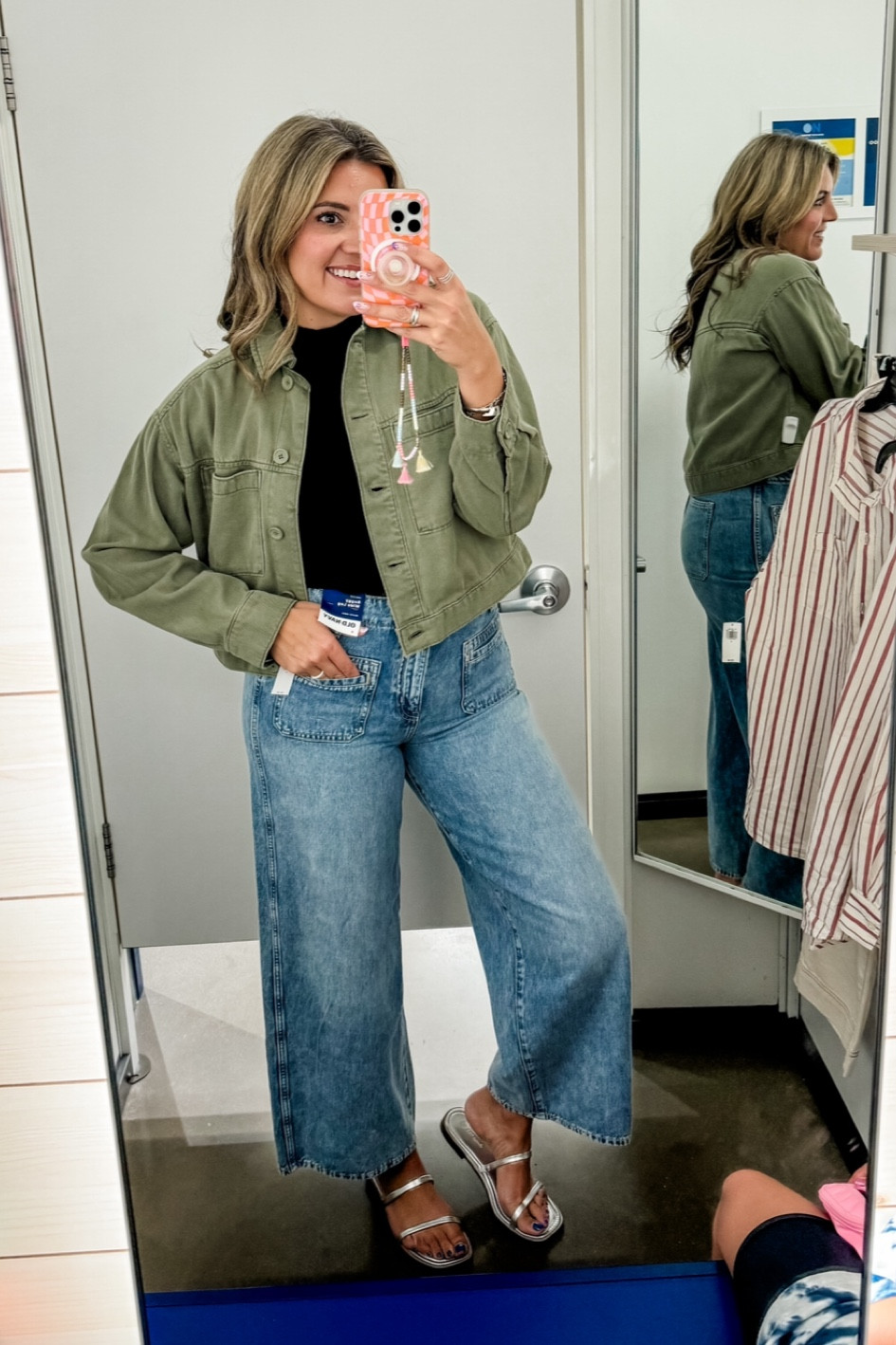 Old Navy try on! Size 8 new arrivals @oldnavy
Cropped jacket has an oversized fit. In a medium. Mock neck tank true to size. Wide leg jeans run slightly large. In my true size 8. 50% off!

#oldnavy #size8 #oldnavystyle 

#LTKFindsUnder100 #LTKSaleAlert #LTKFindsUnder50