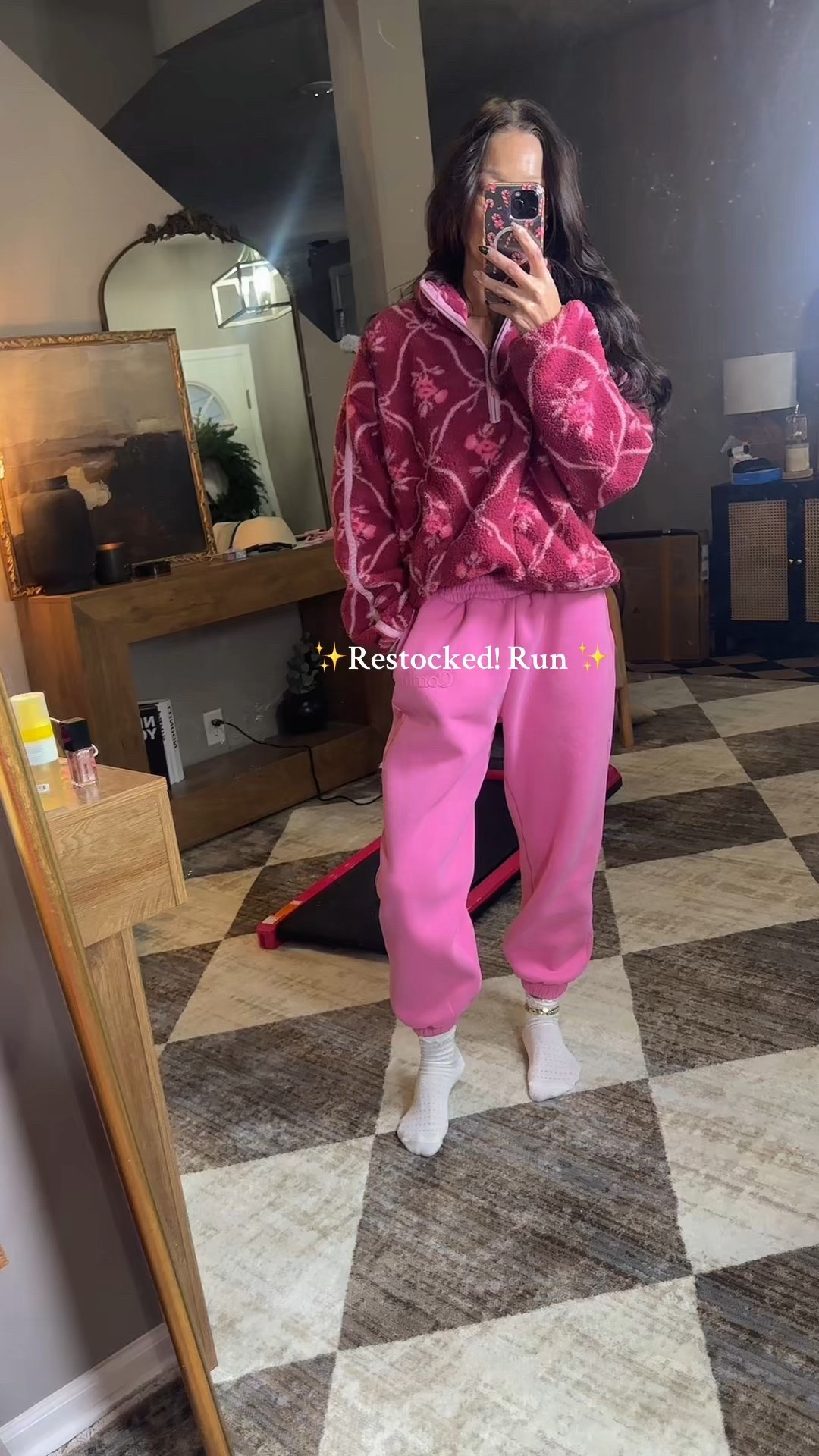 This old navy fleece is giving love shack in the best way. Restocked but sizes sell fast

#LTKootd