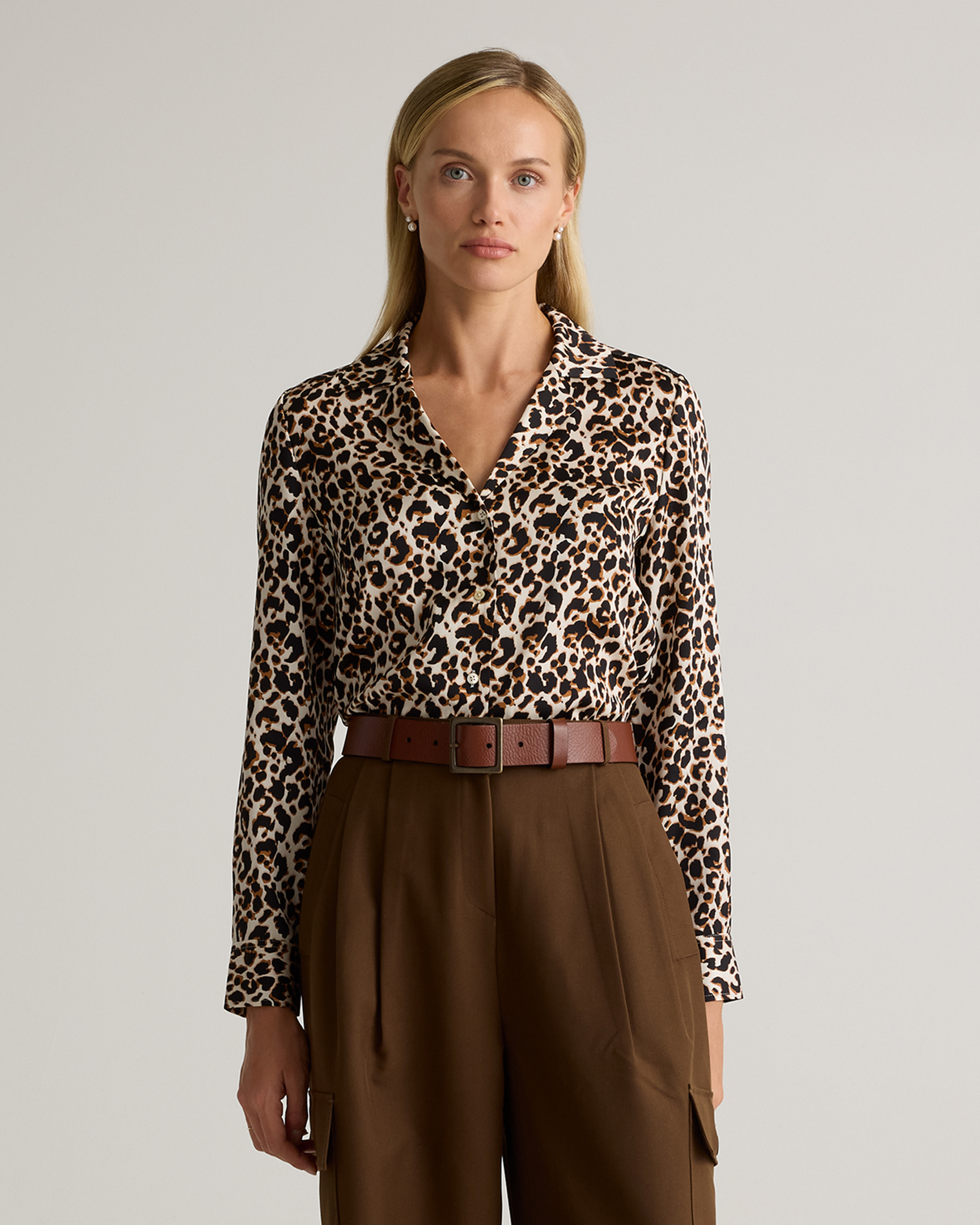 Quince | Women's Washable Stretch Silk Notch Collar Blouse in Leopard, Size Large | Quince