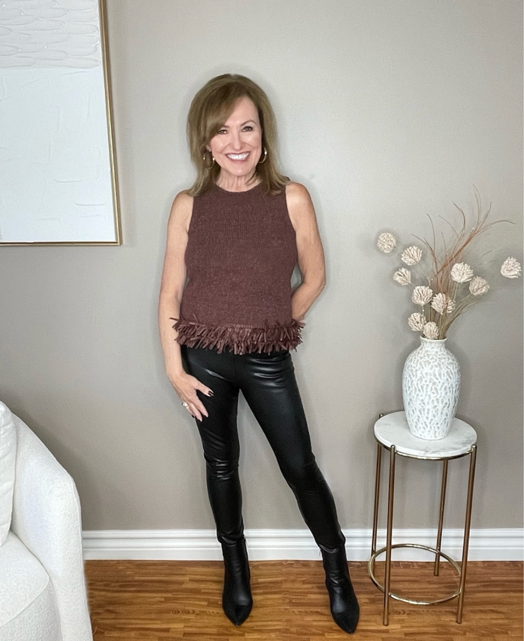Fringe is another one of the accents that I’ve been talking about - the others are bows, feathers and rosettes. 

Fringe is really having its moment because it fits so well in both the Boho and Western esthetic, which are trending. Fringe is a great way to express movement in your outfits.


#LTKStyleTip #LTKSeasonal #LTKHoliday