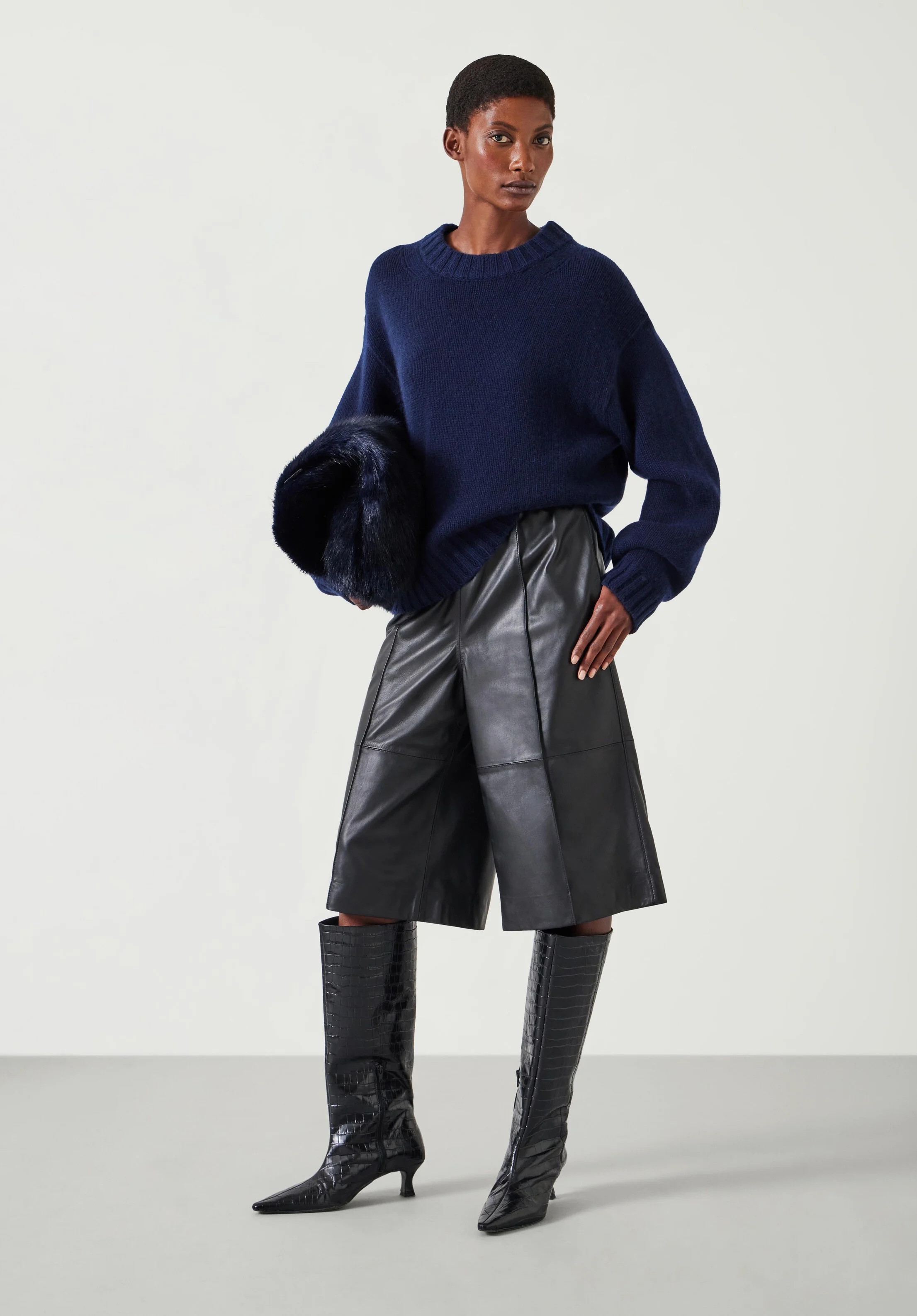 Cora Chunky Cashmere Crew Jumper | Hush UK