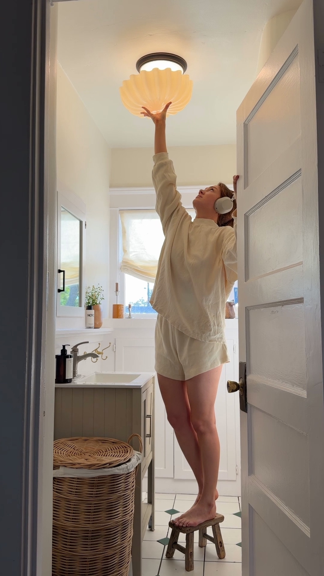 Light is the ‘ Murano Blown Glass Ceiling Light ‘ from Vakker Lighting