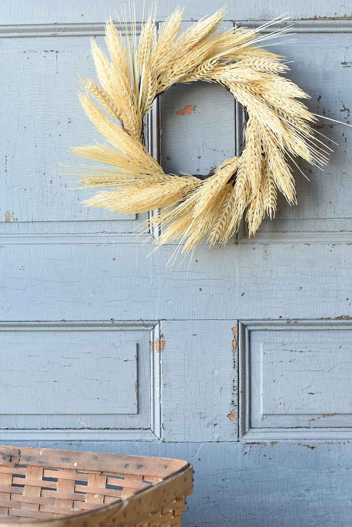 Sungold Barley Accent Ring 13" | The Nested Fig