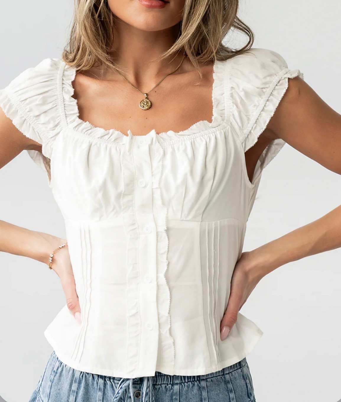 Love this look!!

#LTKgrwm #LTKmomlife #LTKSaleAlert