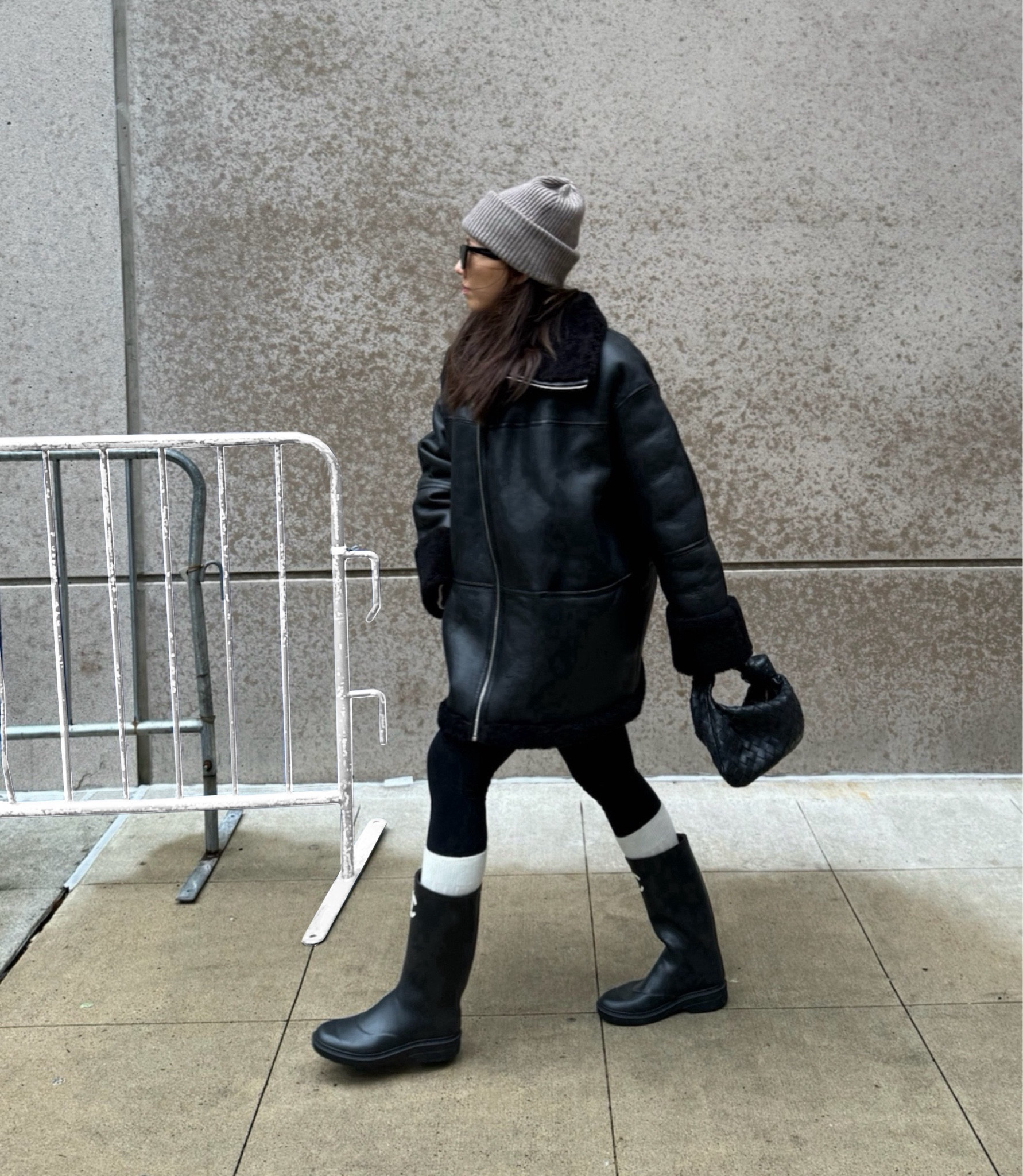Winter rainstorm-ready look 🖤


#ootdnewyork10 #minimalstyledaily #minimalstreetstyle #winterlook #winterstyle #winteroutfitideas

#LTKSeasonal #LTKstyletip #LTKsalealert