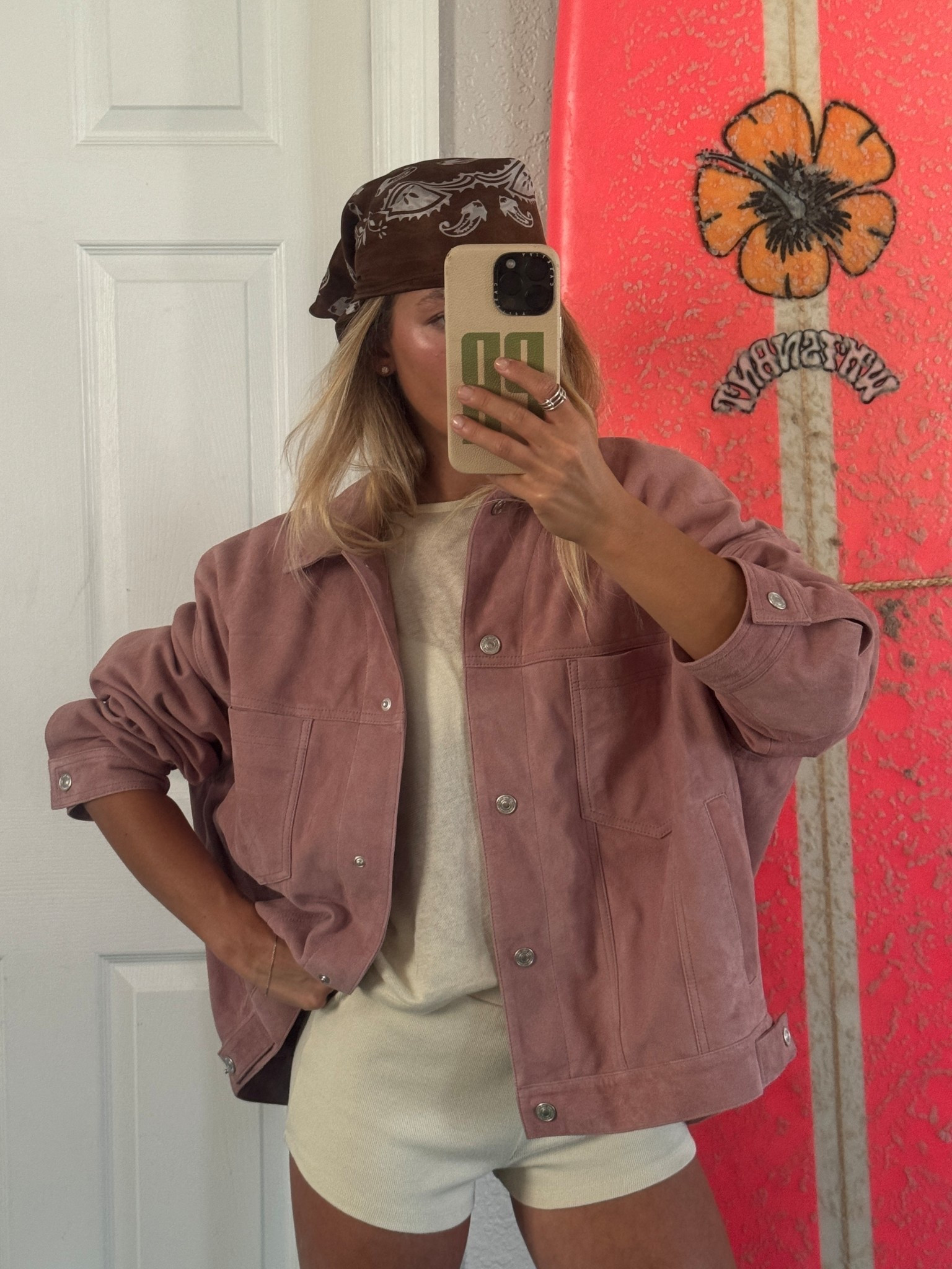 Everything size small - could do xs in jacket and set