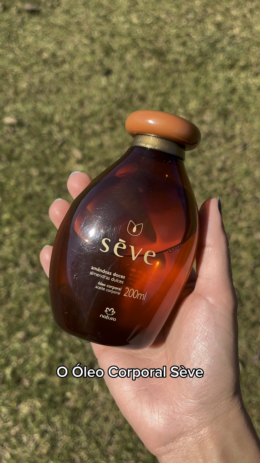 Saiba como evitar as temidas picadas de mosquitos! 😱🦟

O Óleo Corporal Sève realça o brilho natural da pele, deixando-a macia e hidratada o dia todo. Além de todos esses benefícios, você já usou como repelente?

Use o óleo nos locais onde deseja evitar as picadas de mosquitos e reaplique sempre que achar necessário. Sua pele protegida, hidratada e super perfumada! 🥰

Eu testei e aprovei! ✅
Agora é sua vez de testar e depois vem aqui me contar o que achou, viu?!

#LTKbrasil #LTKbeauty #LTKfamily