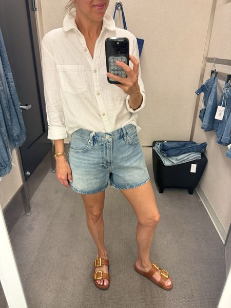 On a mission to find a denim pair of shorts that are not ripped or cut-off. Found some. 🤗

Love the inseam on these for 40+. Not too short and love this lighter wash for summer. Gretchen sizes up one in shorts so they fall a little more on the hips- fun fact!




Jean shorts
White gauzy button down 
Birkenstock with gold buckle 

#LTKSeasonal #LTKOver40 #LTKStyleTip