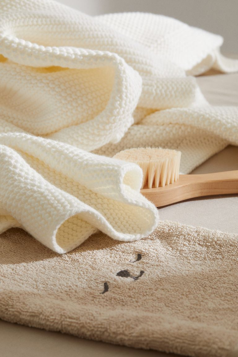 Baumwolldecke mit Perlmuster - Weiß - Home All | H&M AT | H&M (DE, AT, CH, NL, FI)