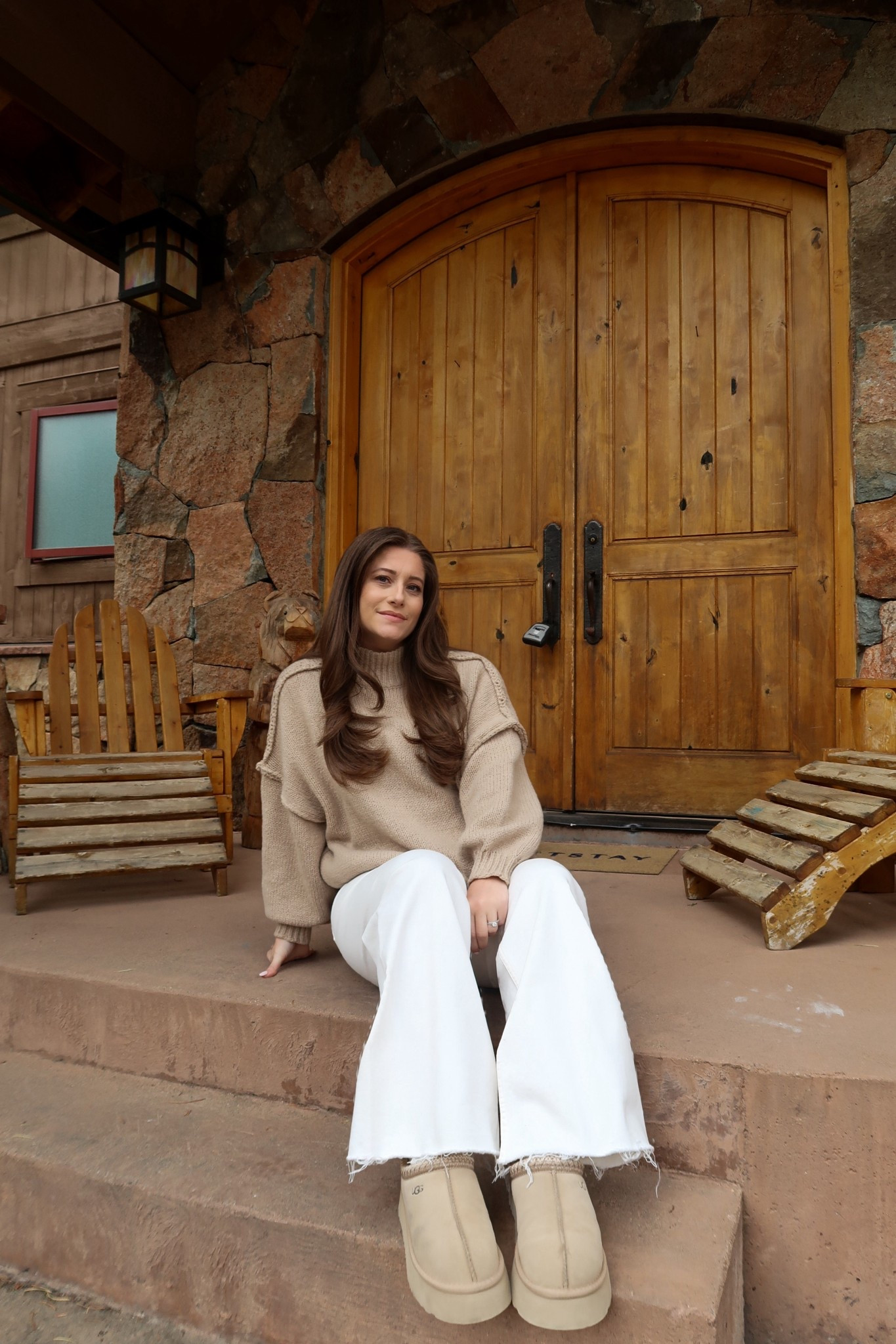 Breckenridge OOTD 🏔️ wearing size small sweater - fits oversized. White Jeans are from Zara 

#LTKootd #LTKgrwm #LTKPetite